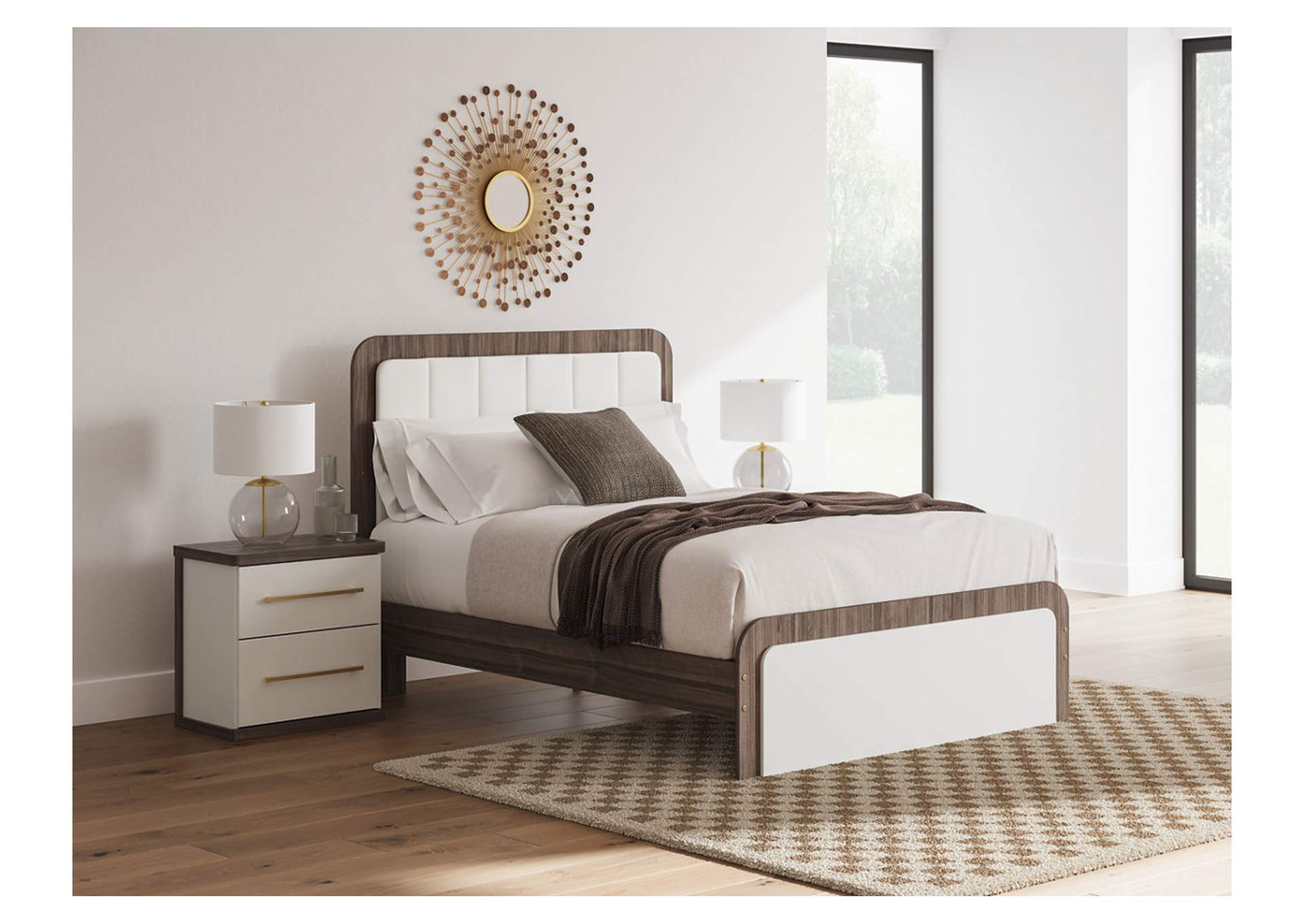 Kendanport Queen Upholstered Bed image 3