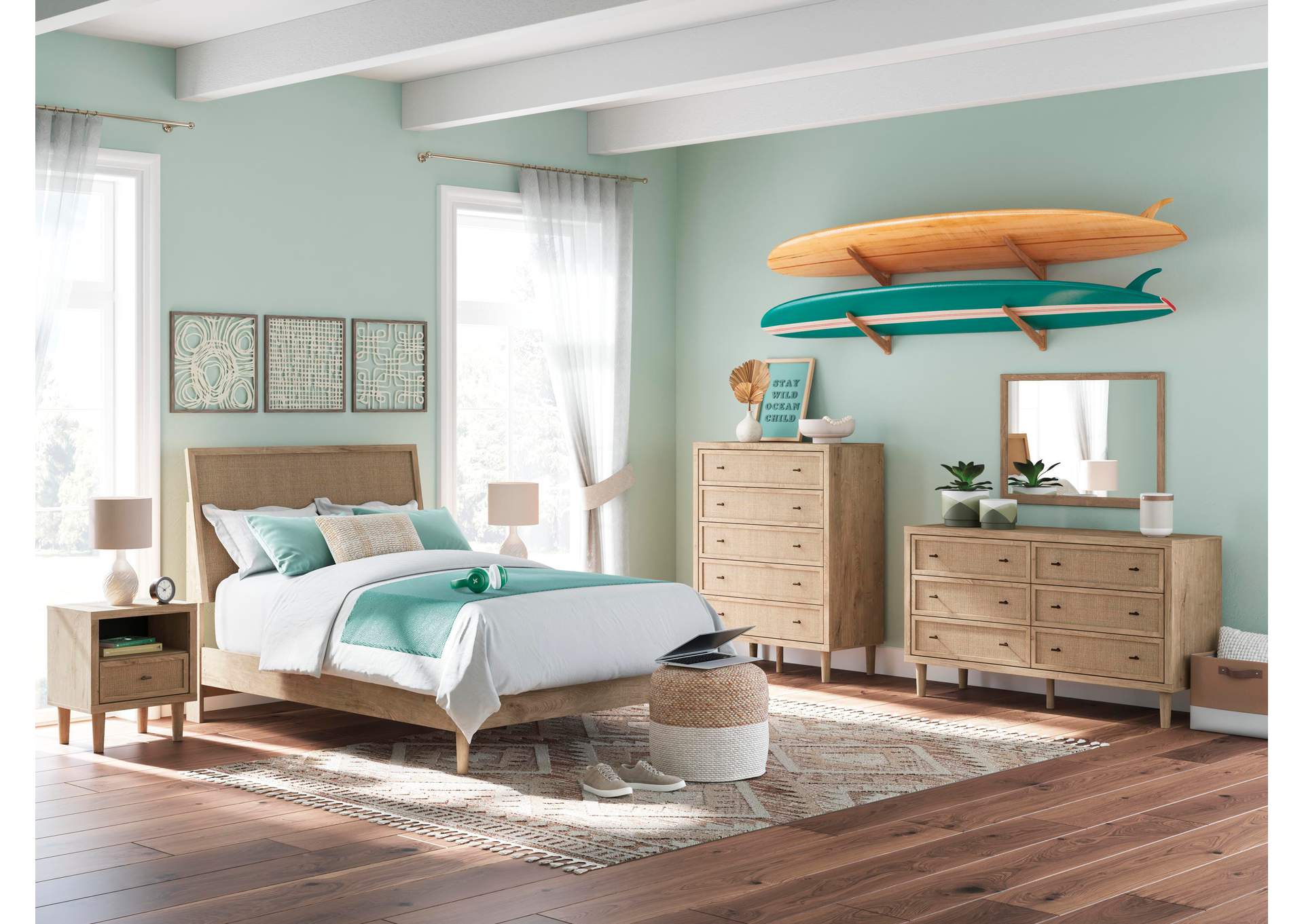 Cielden Full Panel Bed with Mirrored Dresser and Chest image 7