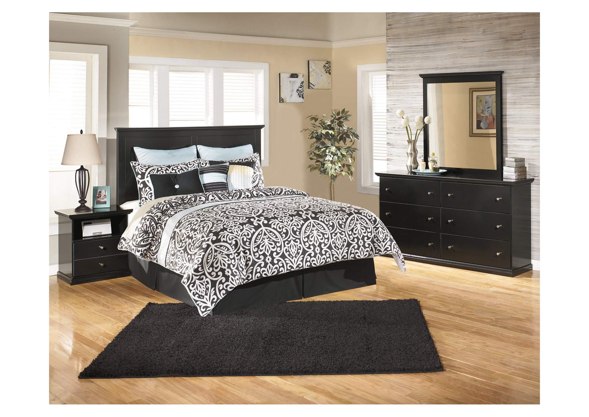 Maribel Queen Panel Bed with Mirrored Dresser and Nightstand image 7