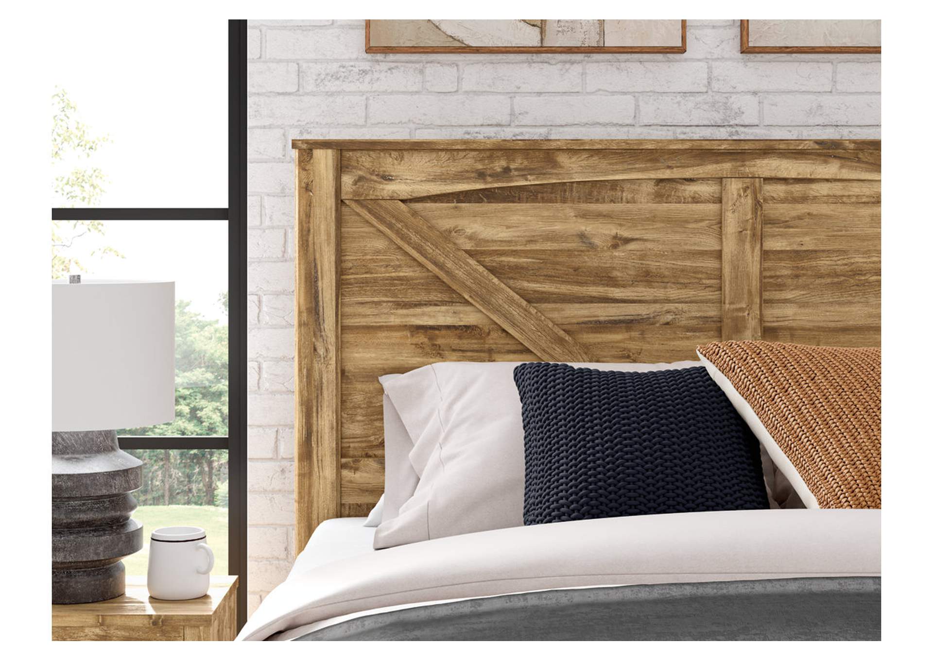 Maystonna King Crossbuck Panel Bed image 9