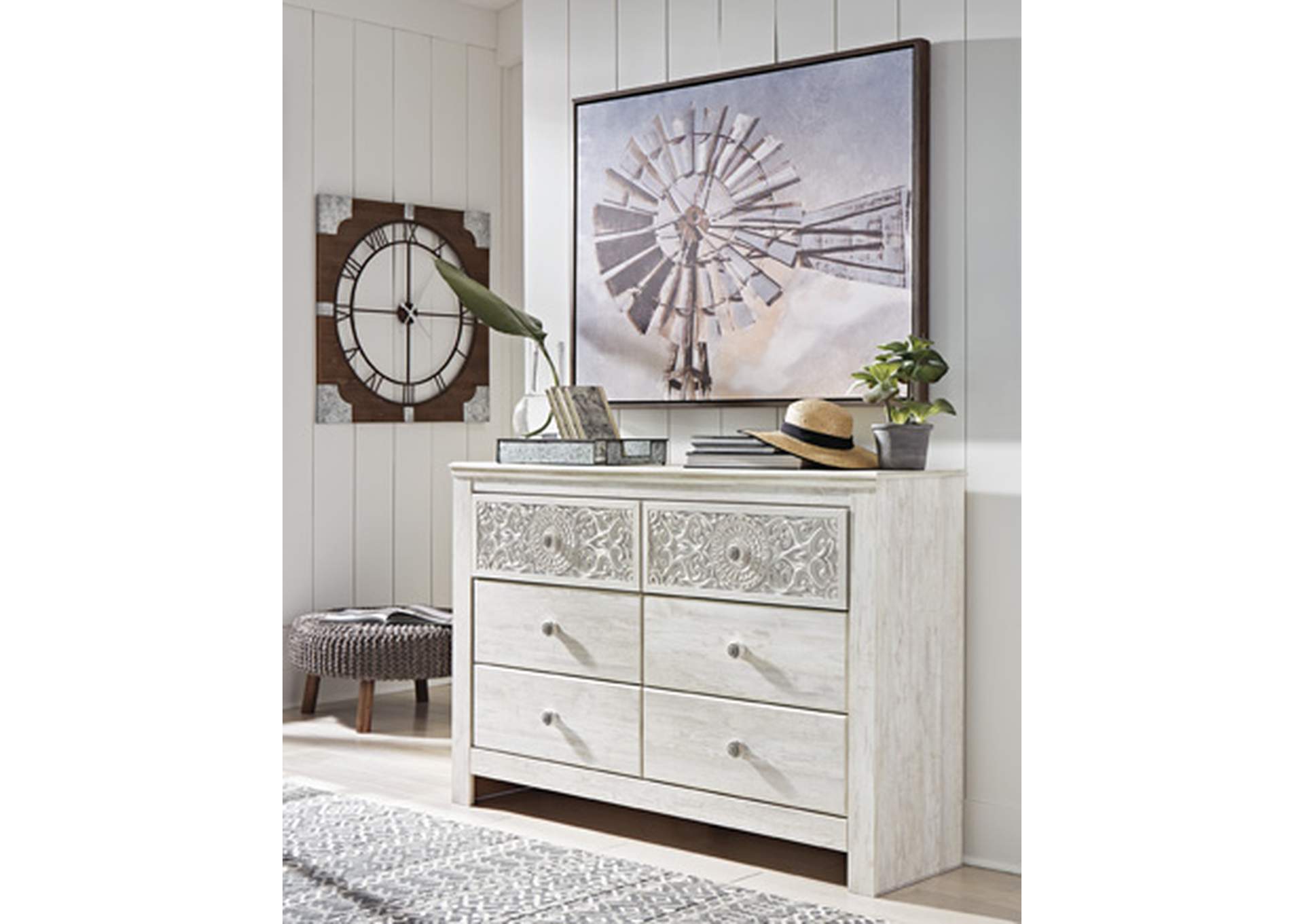 Paxberry Dresser image 9