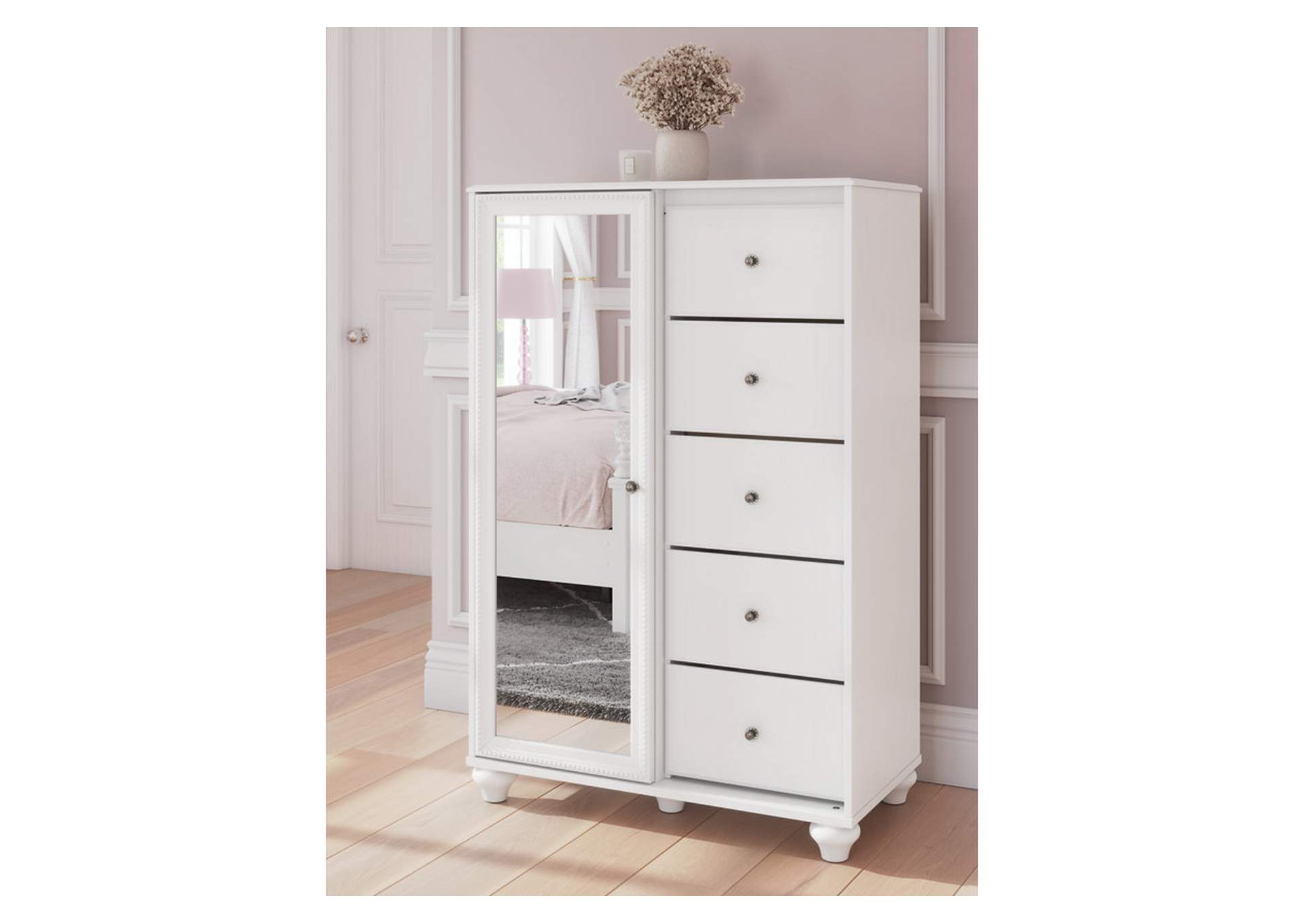 Kozlani Dressing Chest image 2