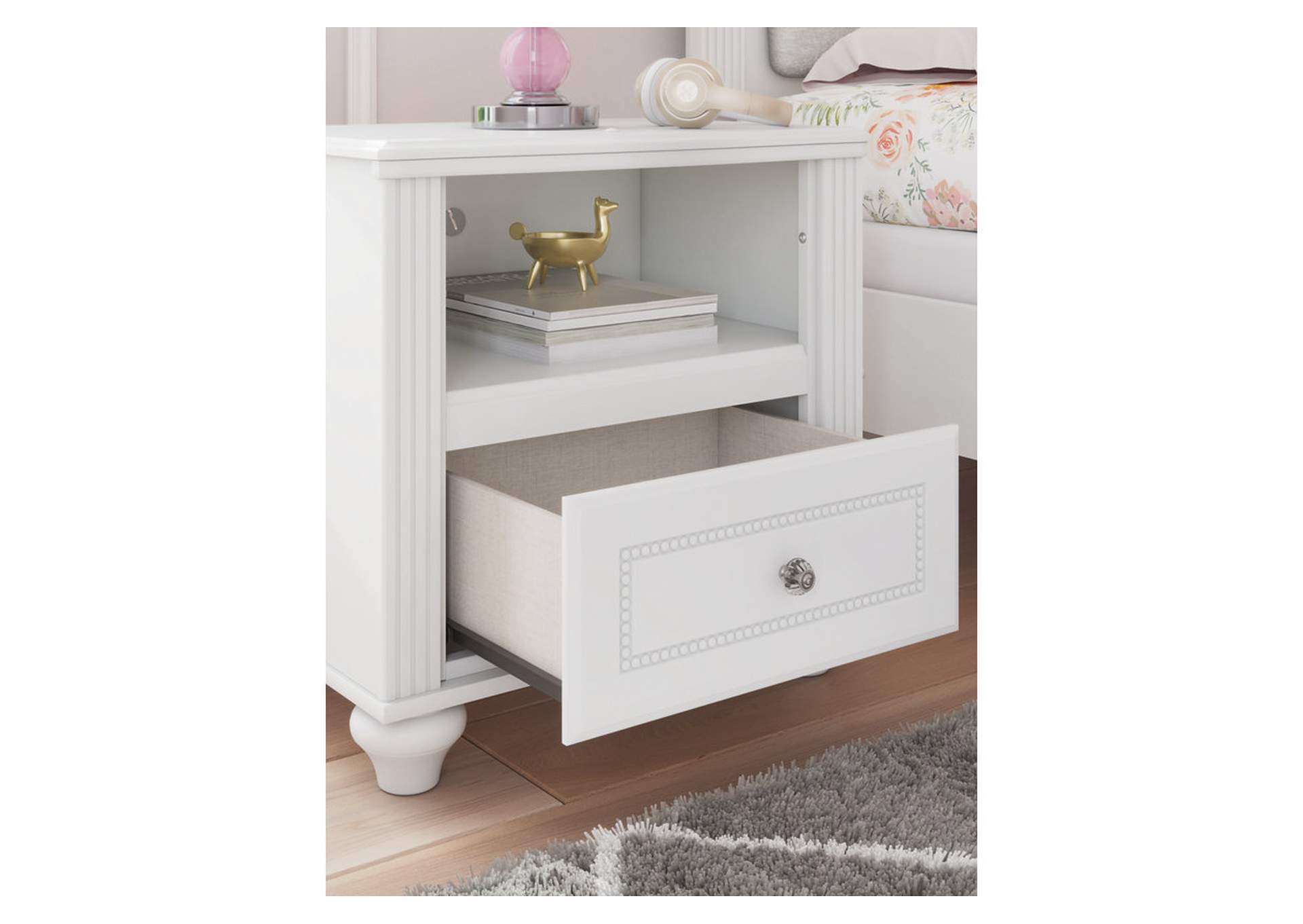 Kozlani Nightstand image 13