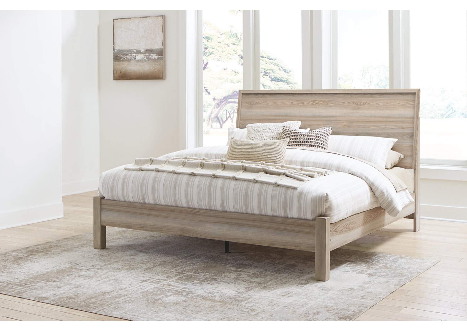 Hasbrick King Panel Bed