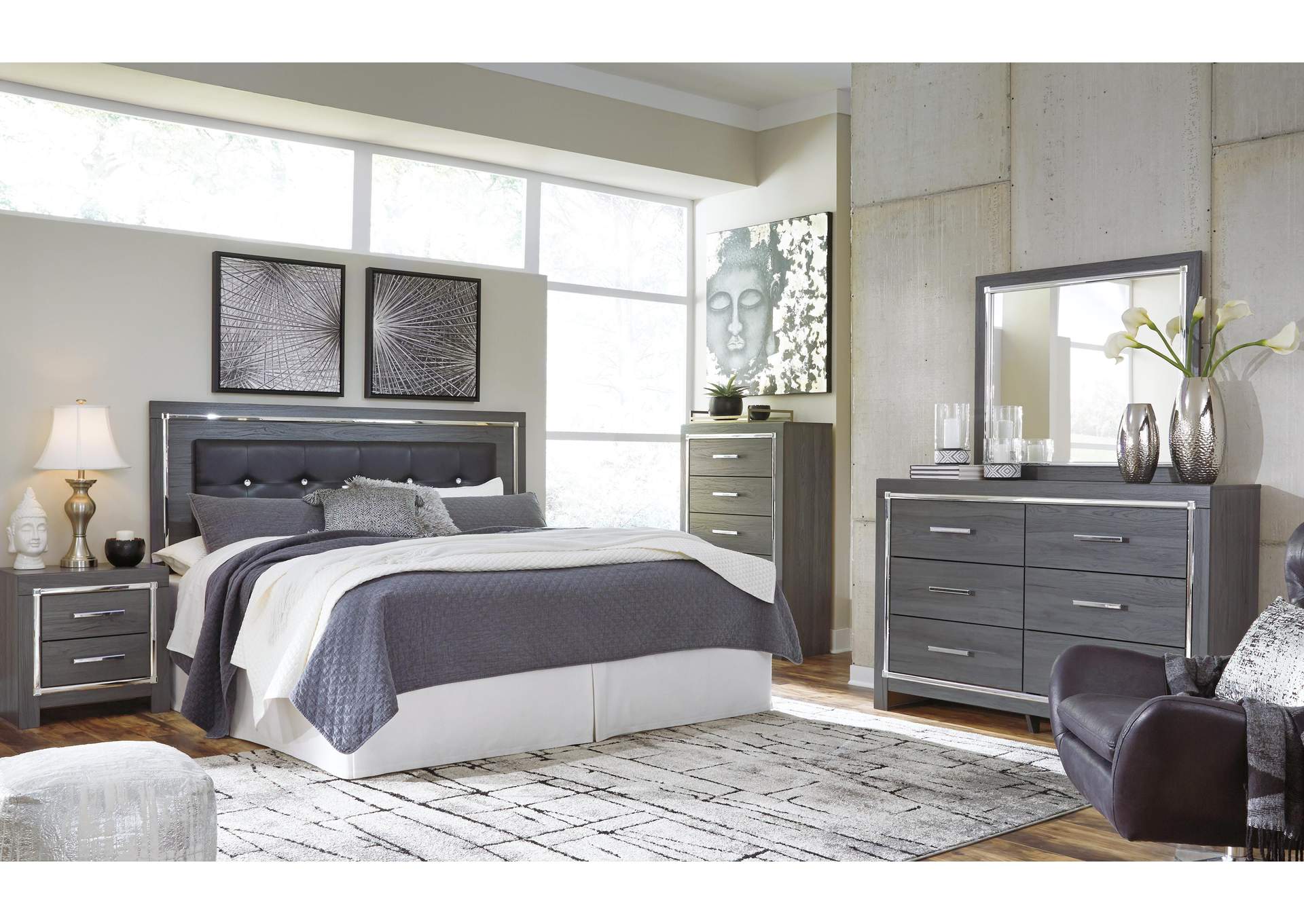 Lodanna King/California King Upholstered Panel Headboard Bed with Mirrored Dresser image 5