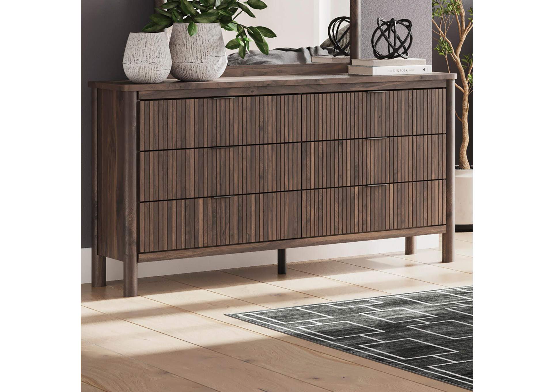 Pamytta Dresser image 4