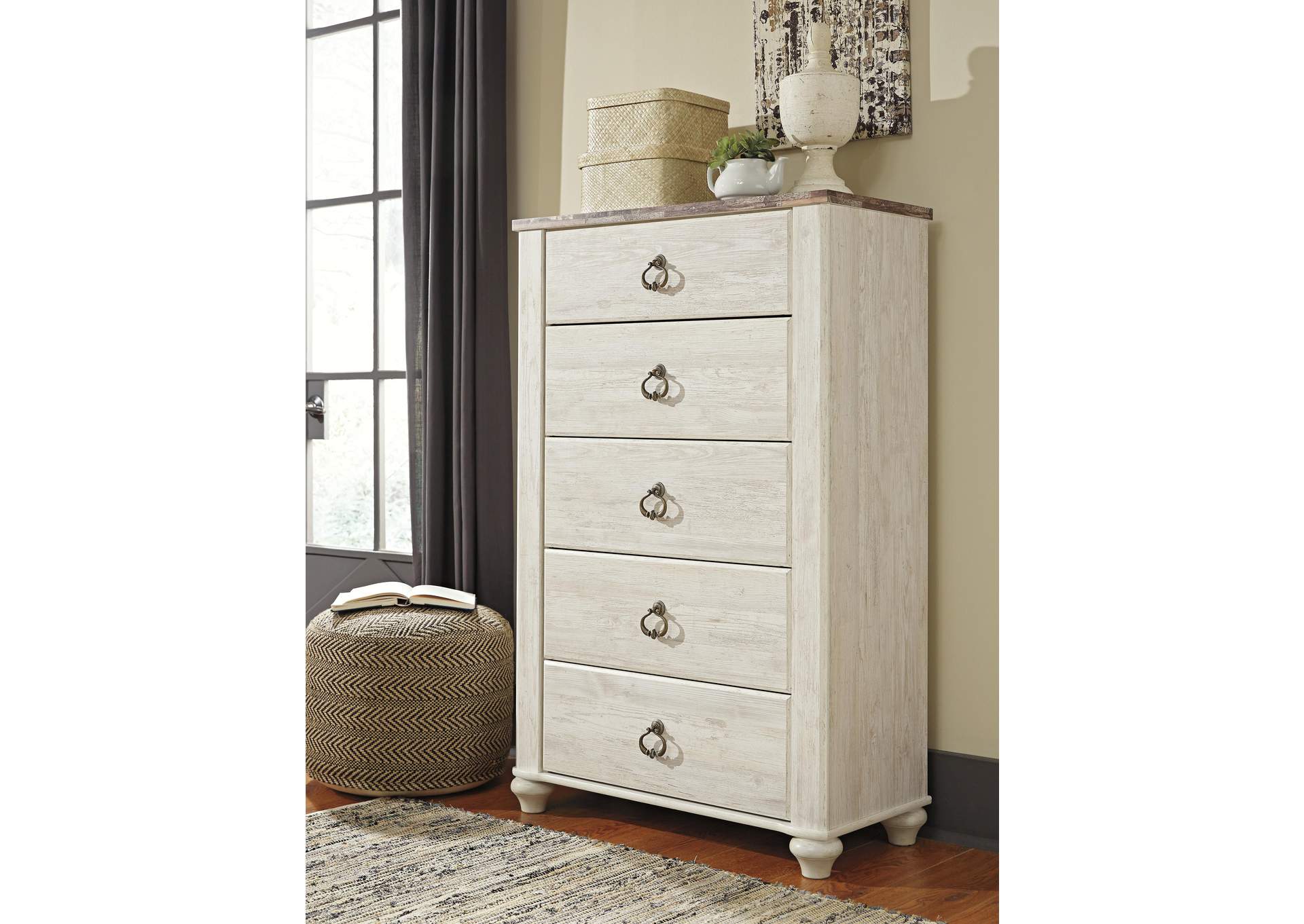 Willowton Chest of Drawers image 10