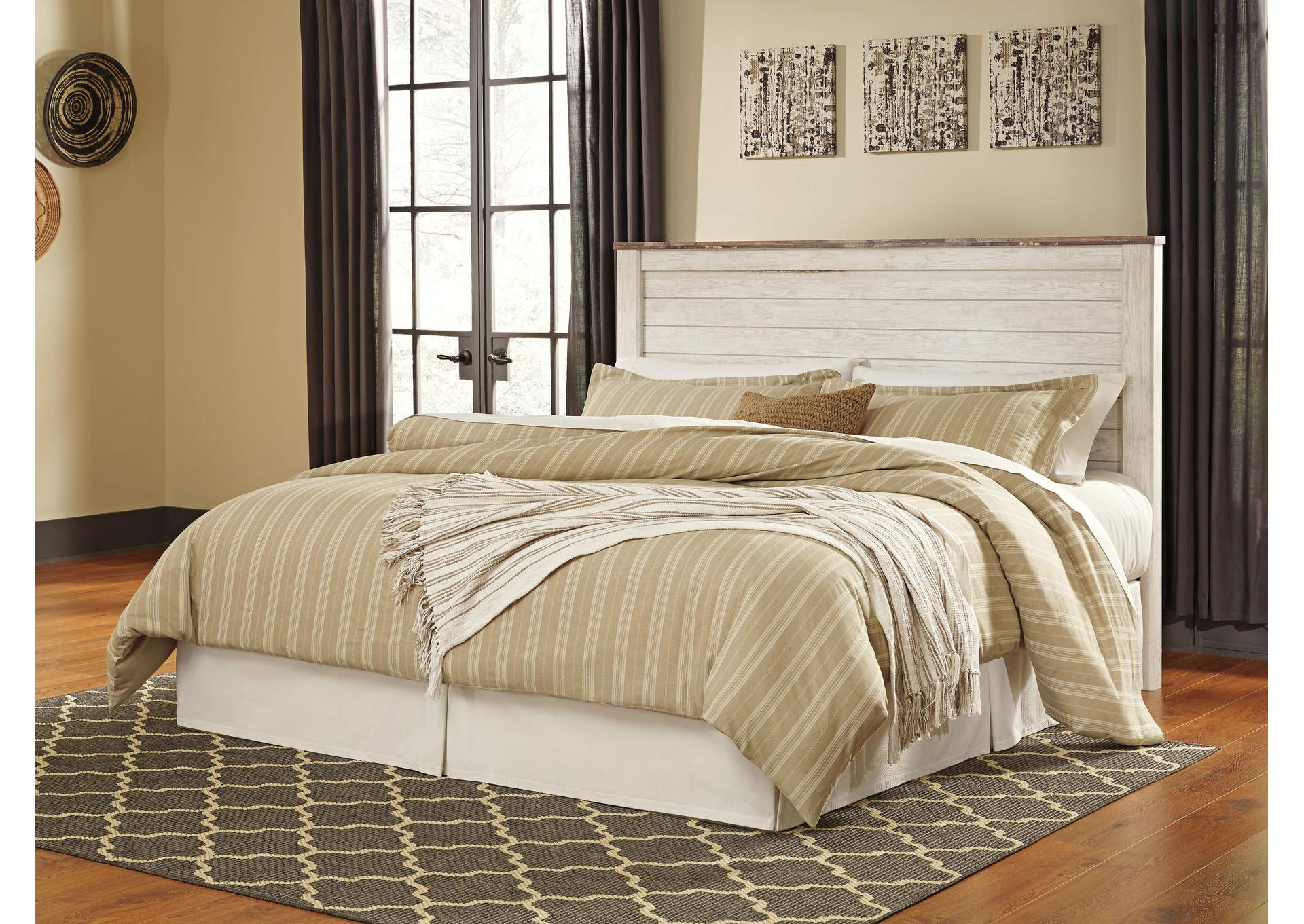 Willowton King/California King Panel Headboard image 11