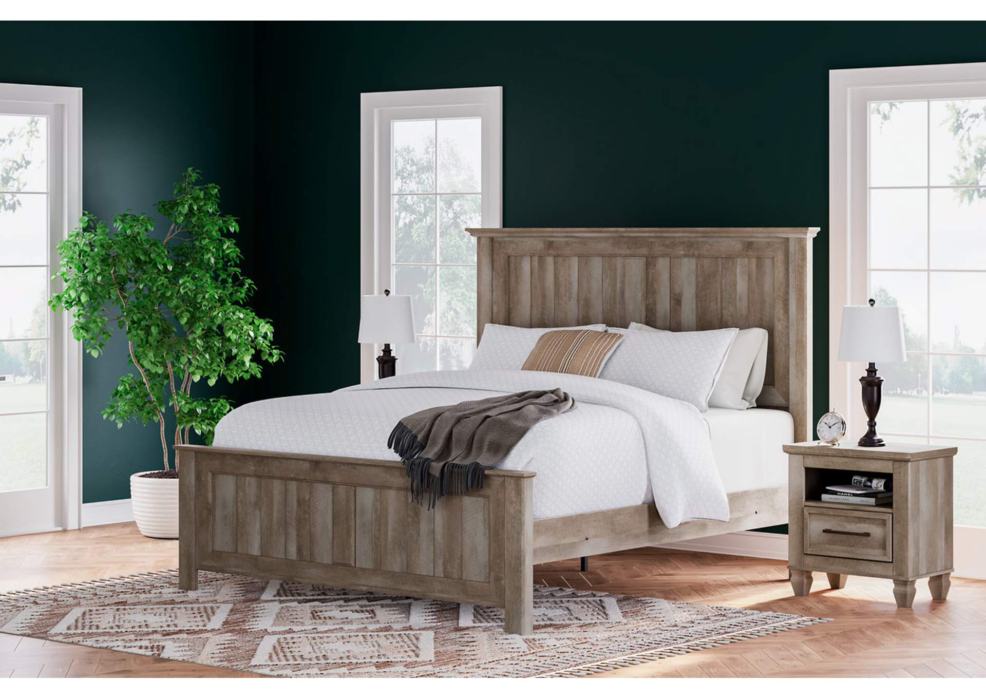 Yarbeck King Panel Bed image 2