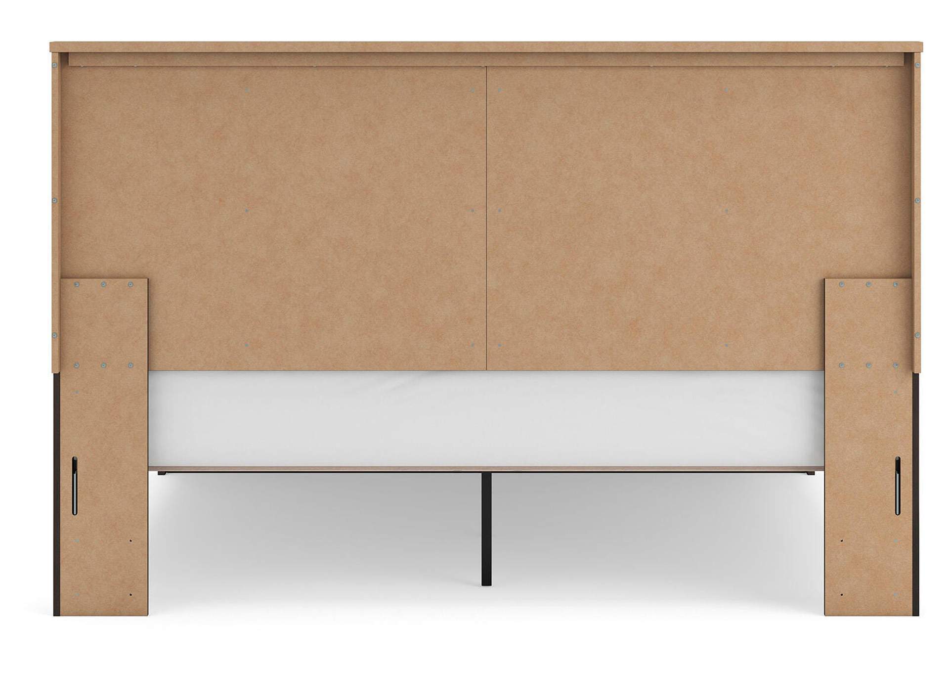 Shaehartin King Panel Platform Bed image 7