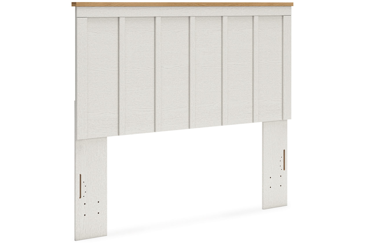Linnocreek Queen Panel Headboard with Mirrored Dresser and 2 Nightstands
