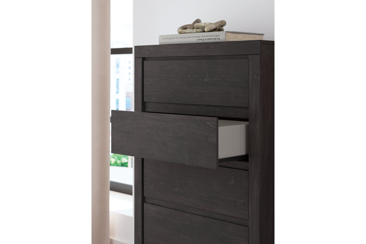 Fraluna Chest of Drawers