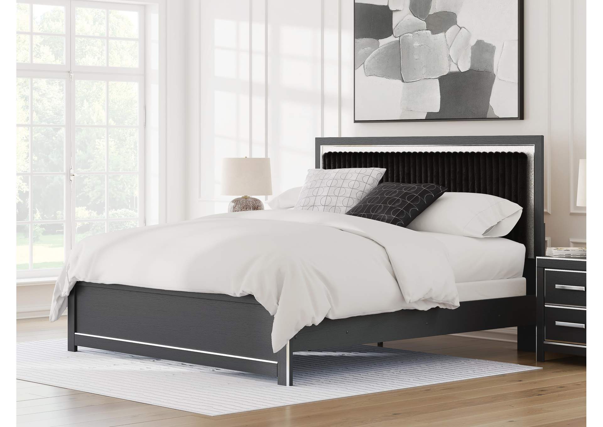 Zuraleus King Upholstered Panel Bed image 2