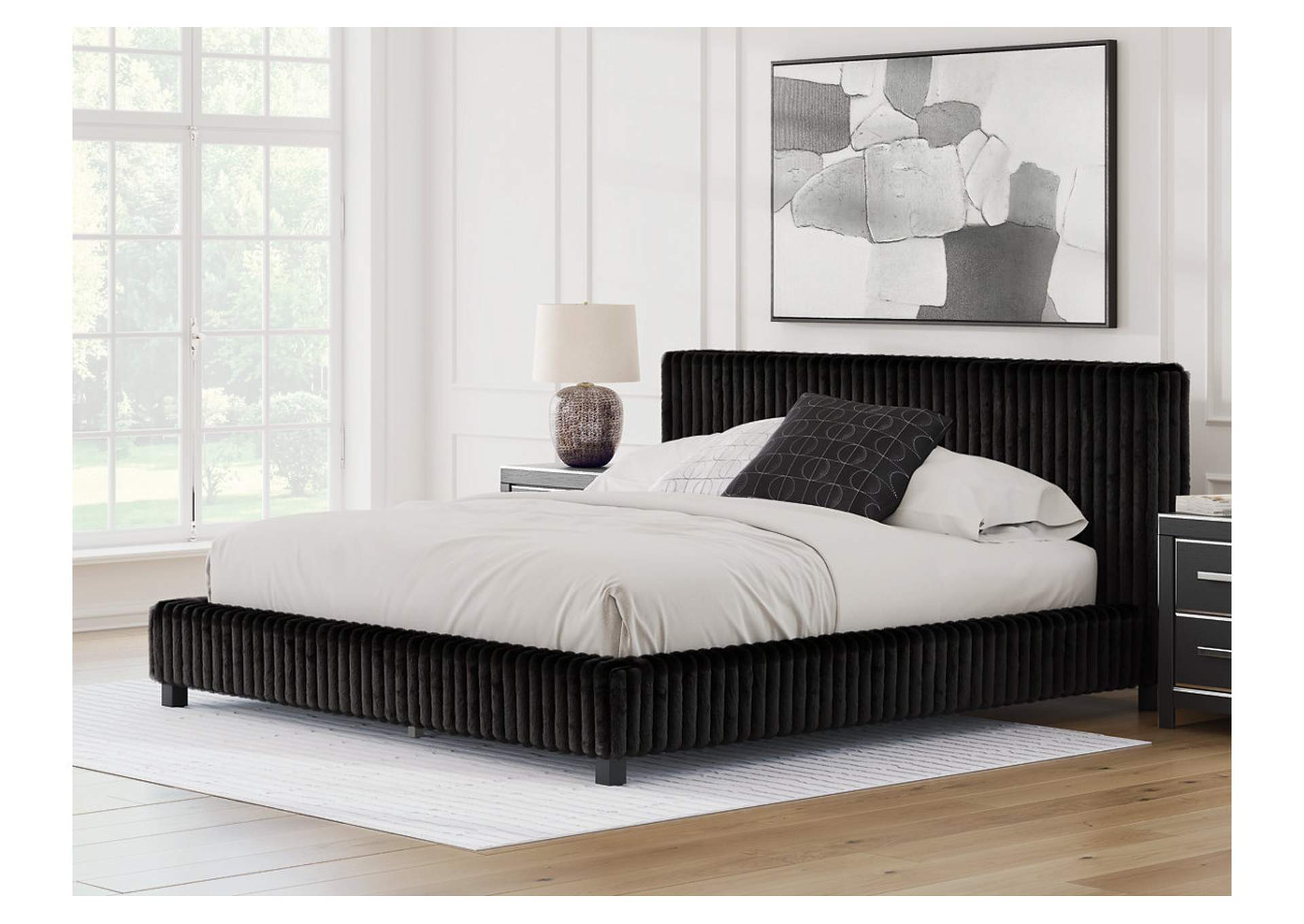 Zuraleus King Upholstered Bed image 2