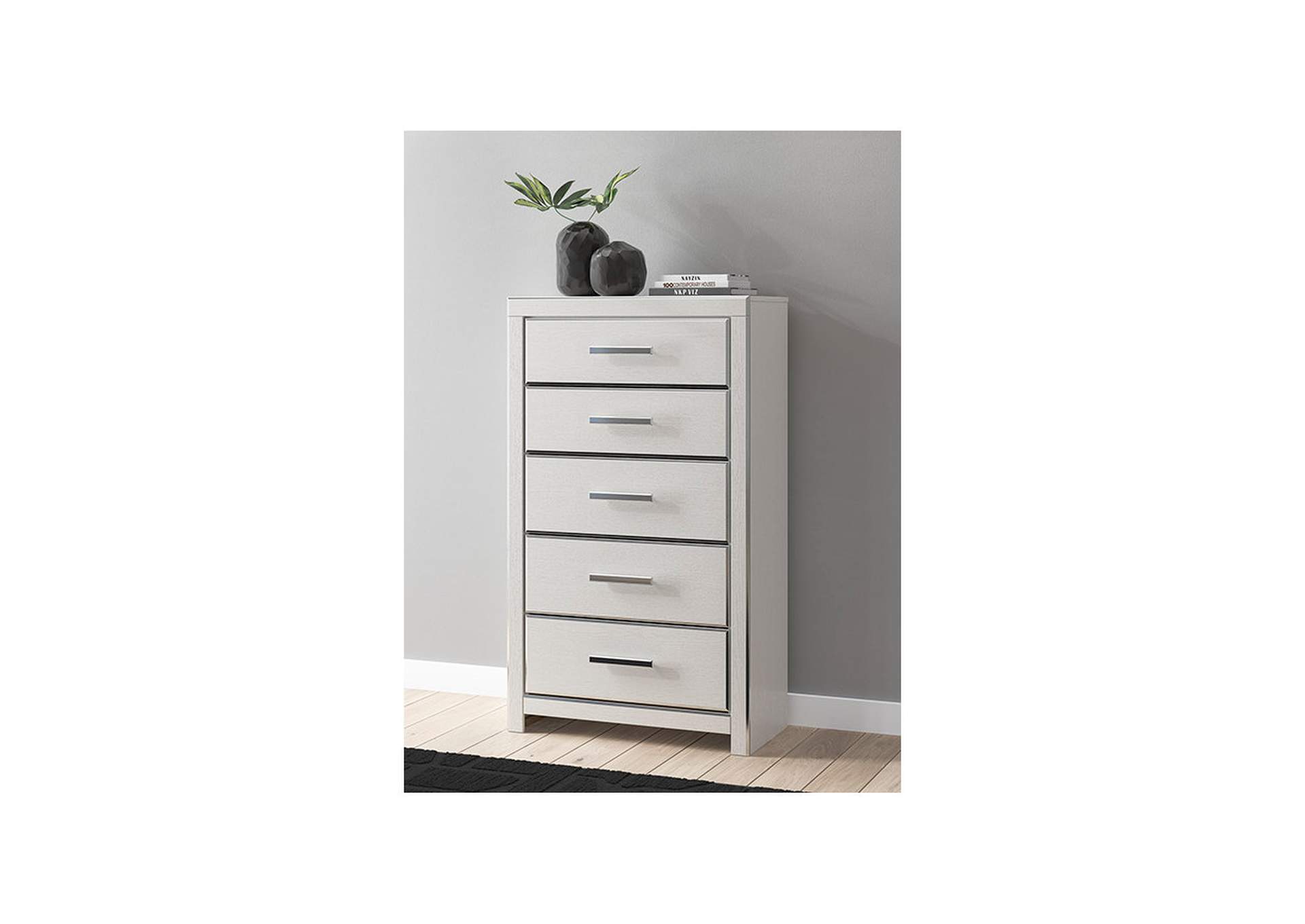 Zuraleus Chest of Drawers image 2