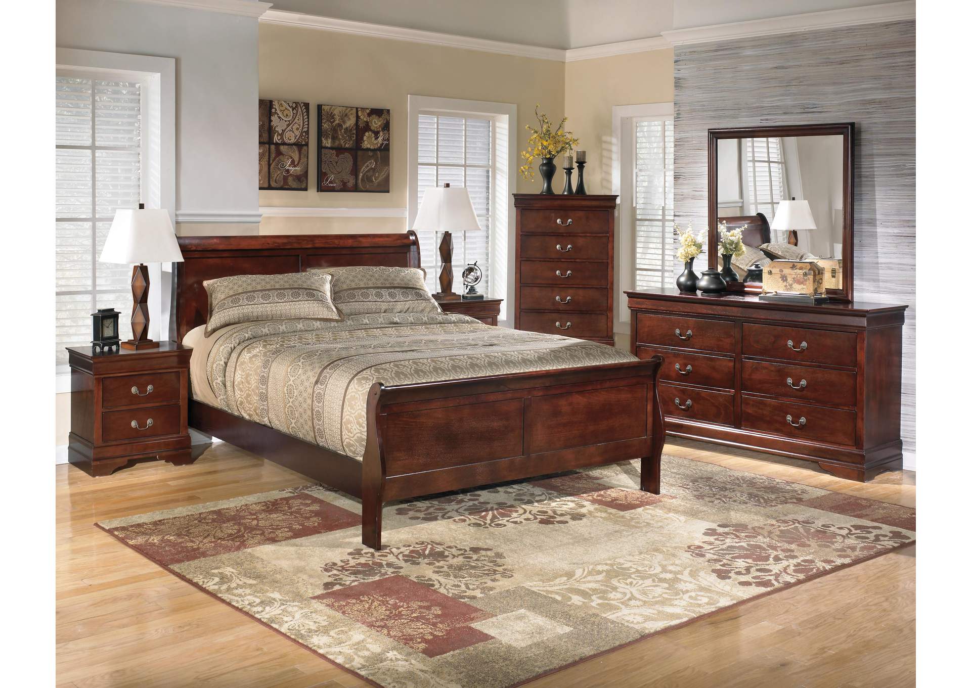 Alisdair Queen Sleigh Bed with Mirrored Dresser image 5