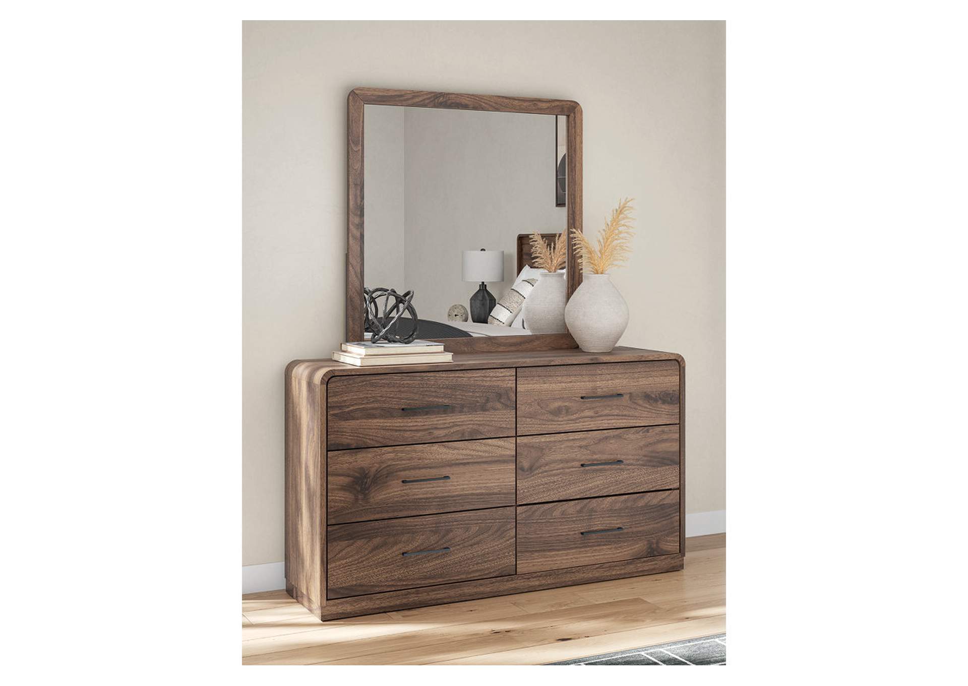 Fortlorn Dresser and Mirror image 11