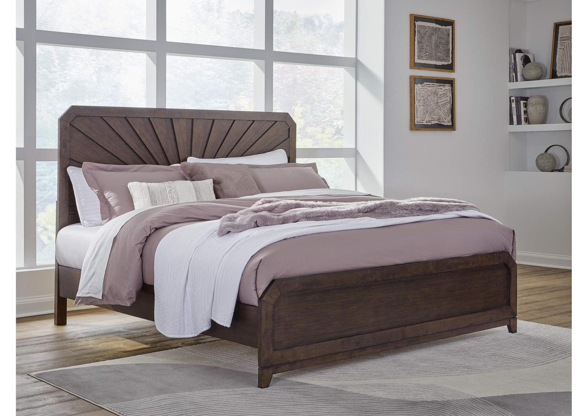 Tandisport California King Panel Bed image 11