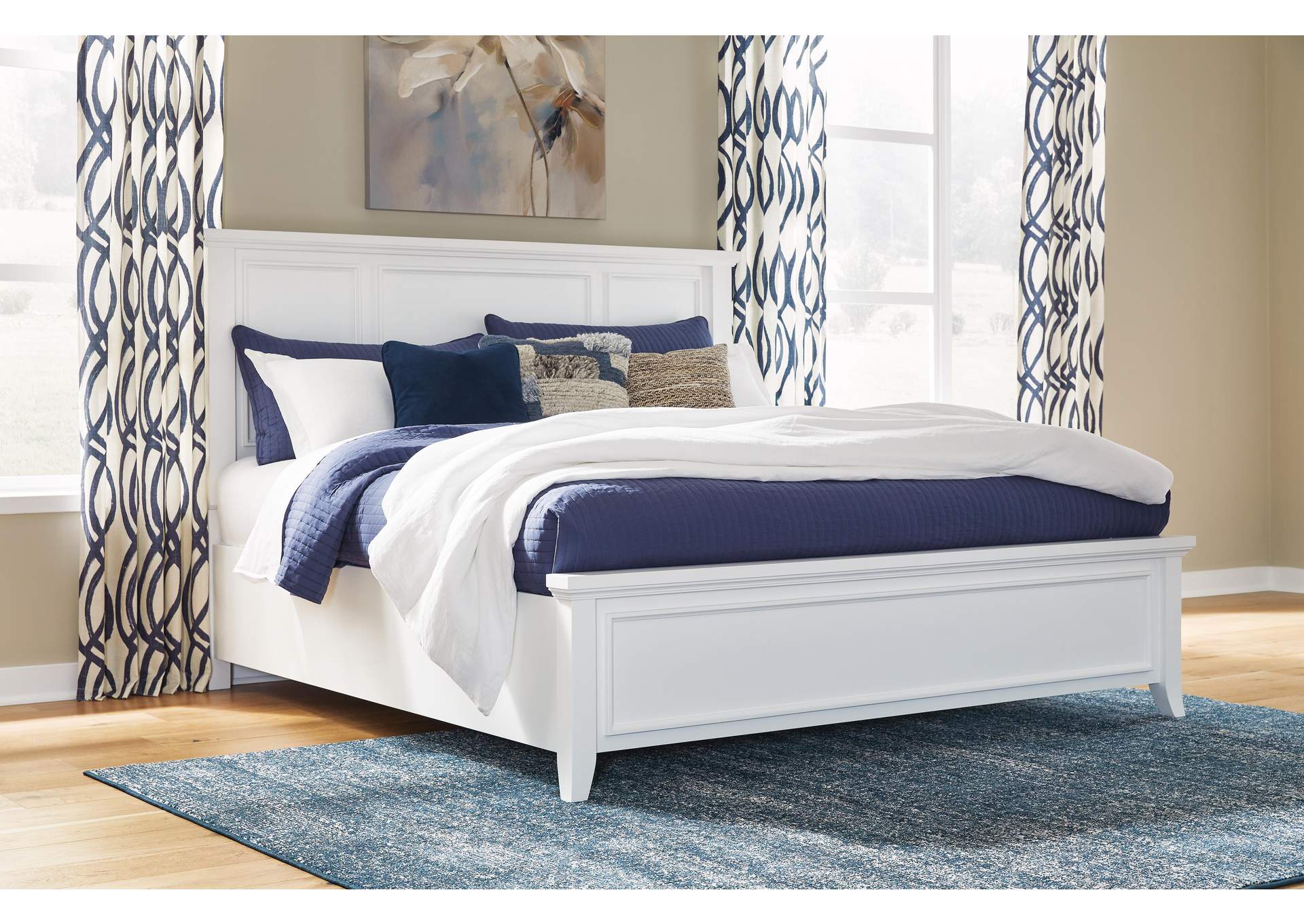 Trulani King Panel Bed image 2