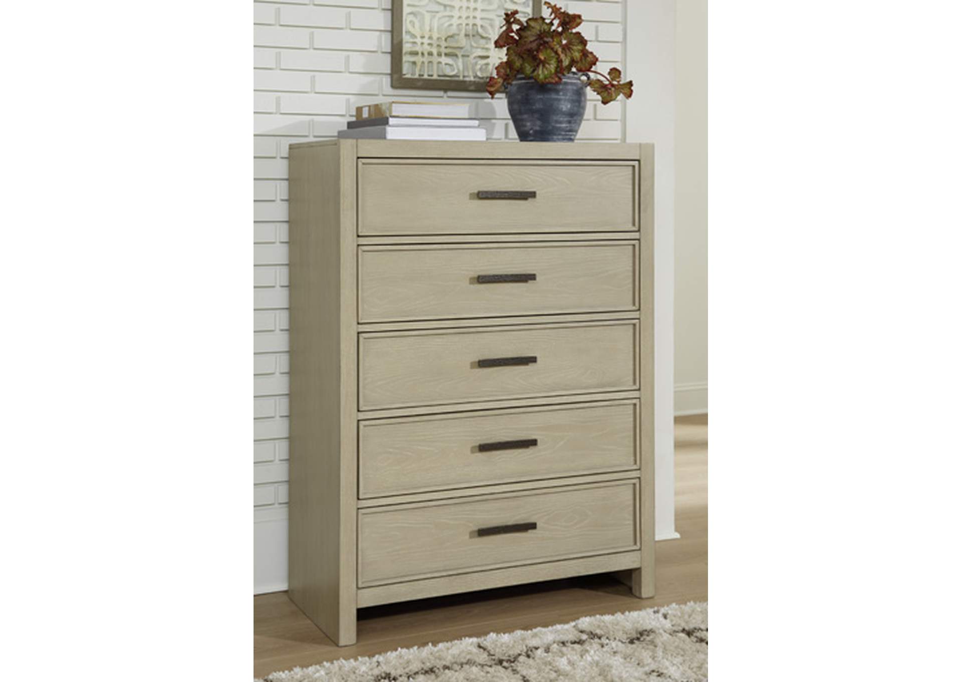 Calmoro Chest of Drawers image 10