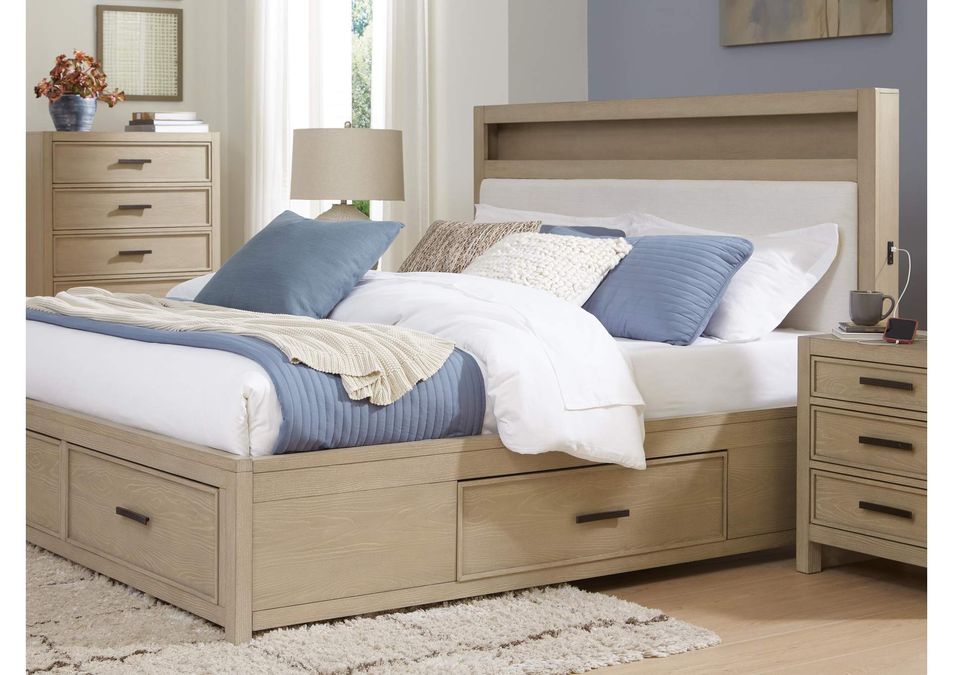Calmoro Queen Bookcase Bed with Mirrored Dresser, Chest and 2 Nightstands image 9
