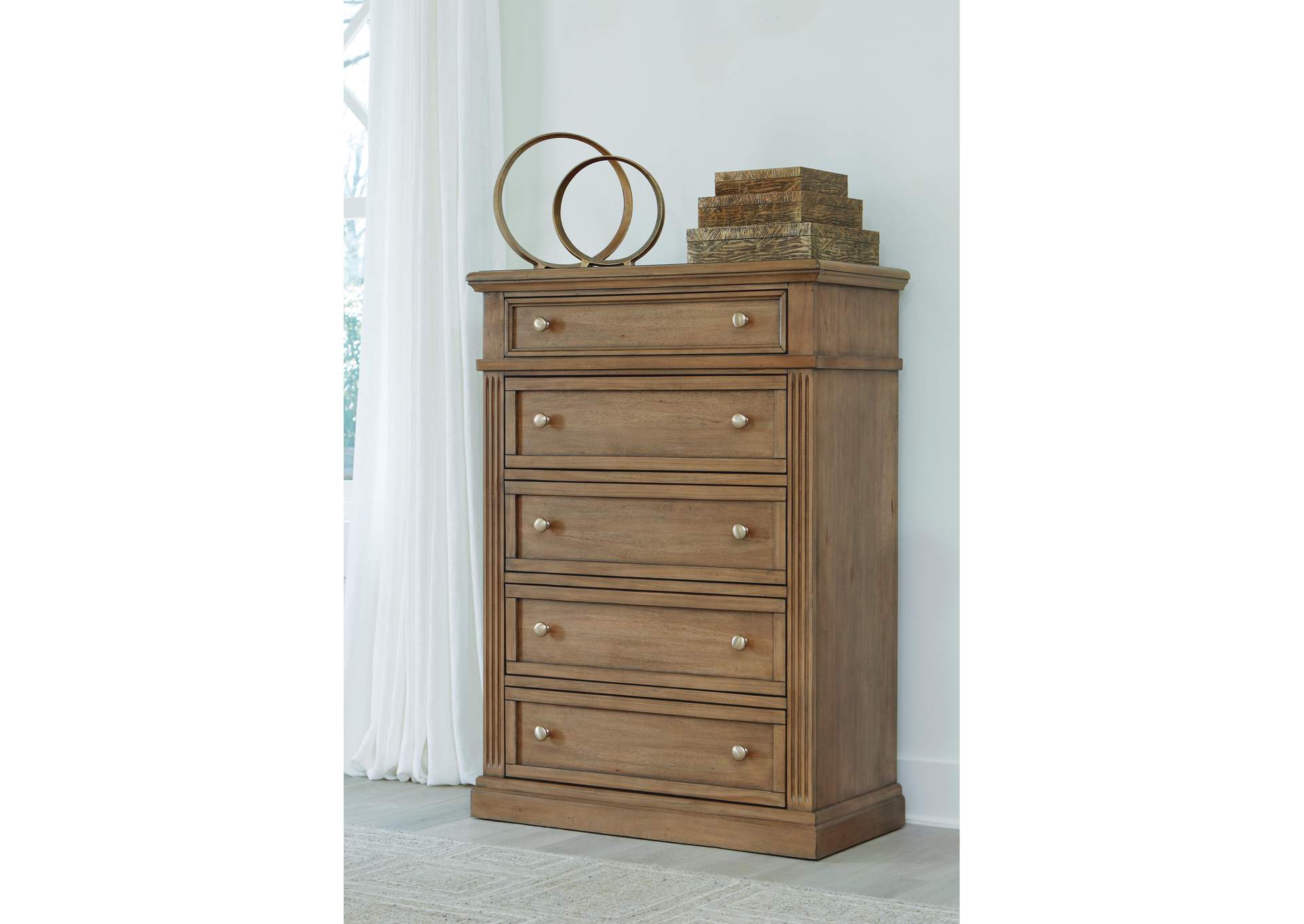Mylarken Queen Panel Bed with Mirrored Dresser, Chest and Nightstand image 7