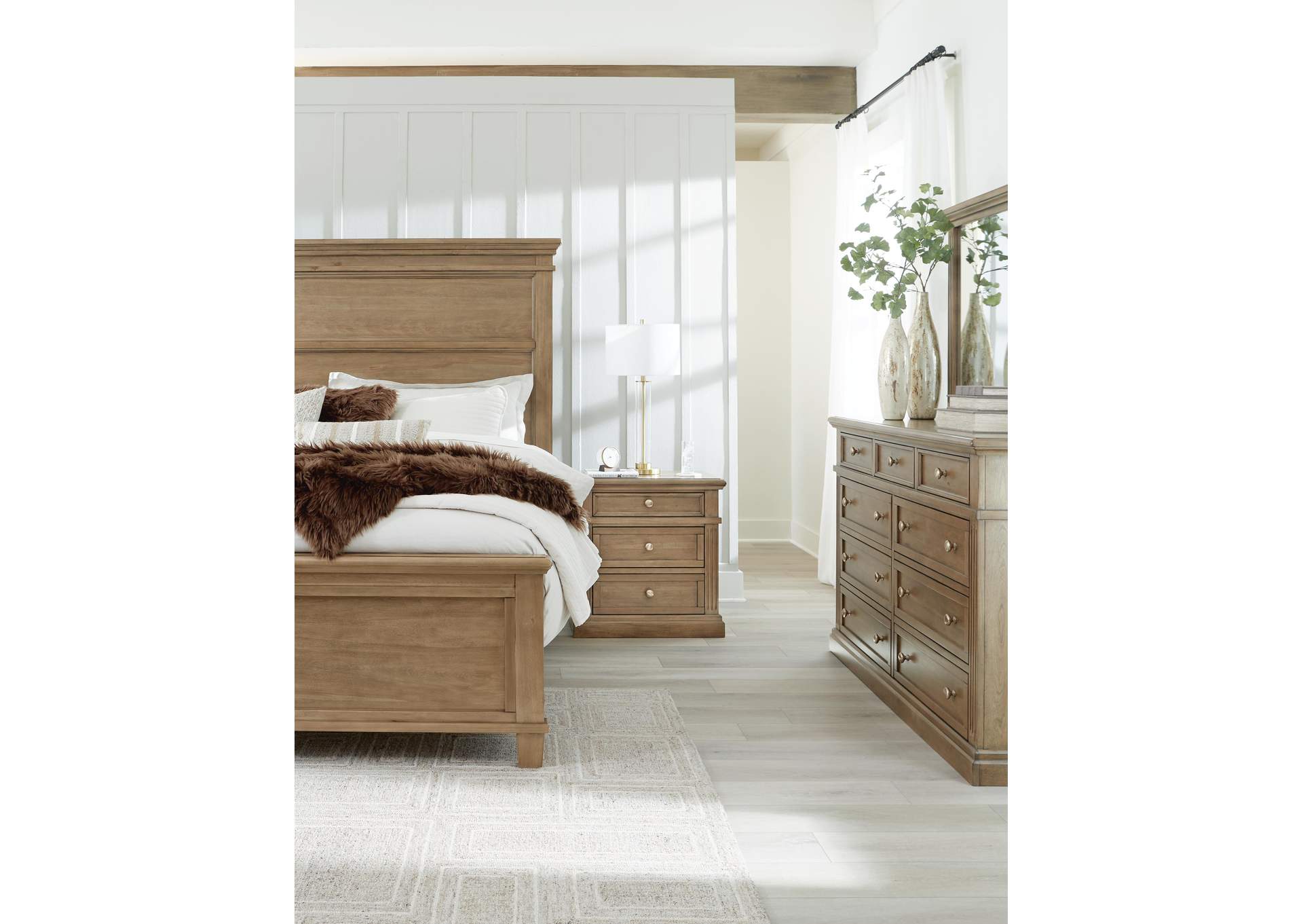 Mylarken California King Panel Bed with Dresser and Nightstand image 6