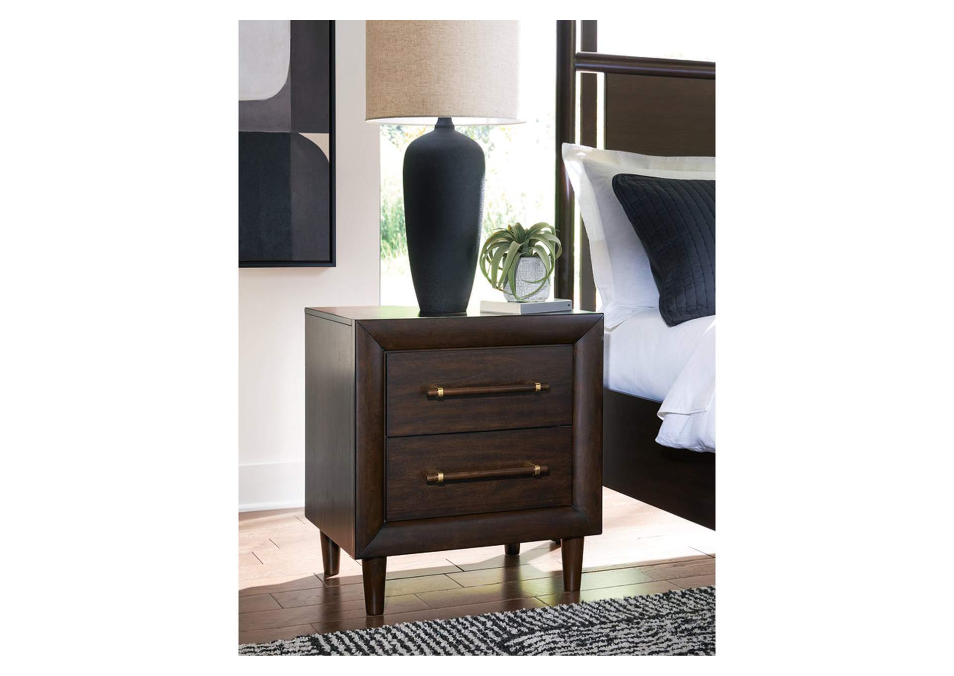 Dantenton Nightstand image 2