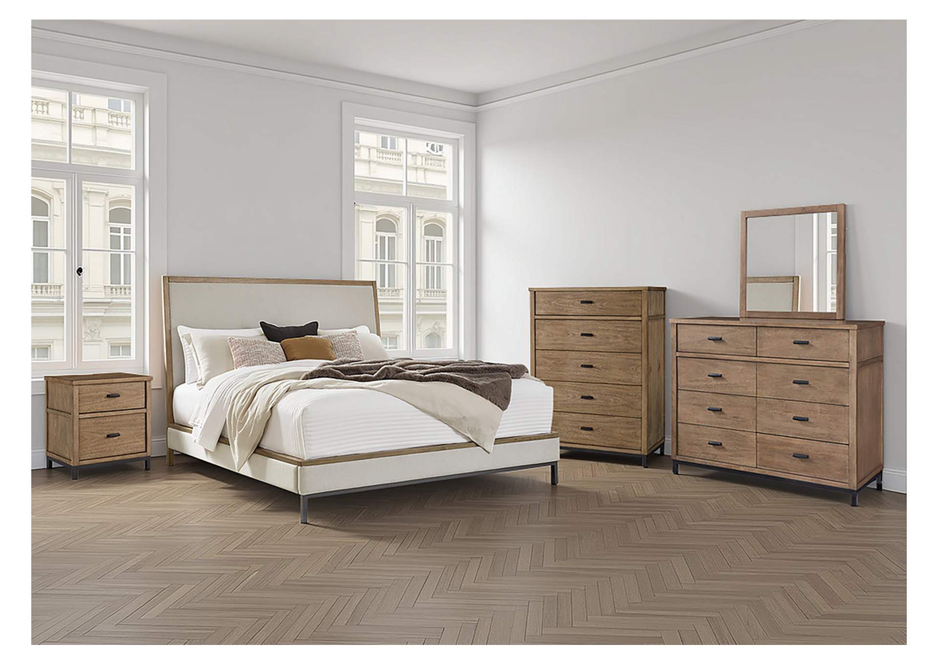 Tomtyn Queen Upholstered Bed image 2