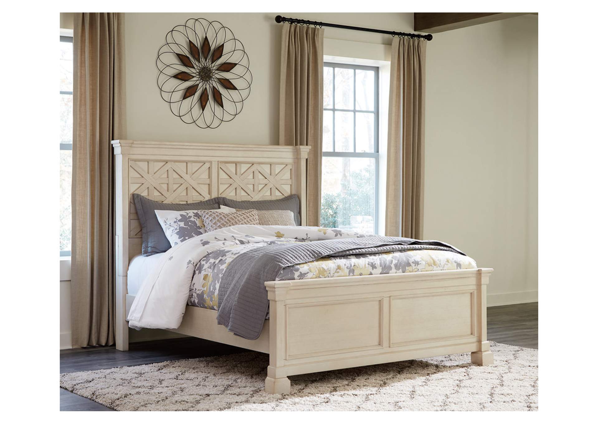 Bolanburg Queen Panel Bed