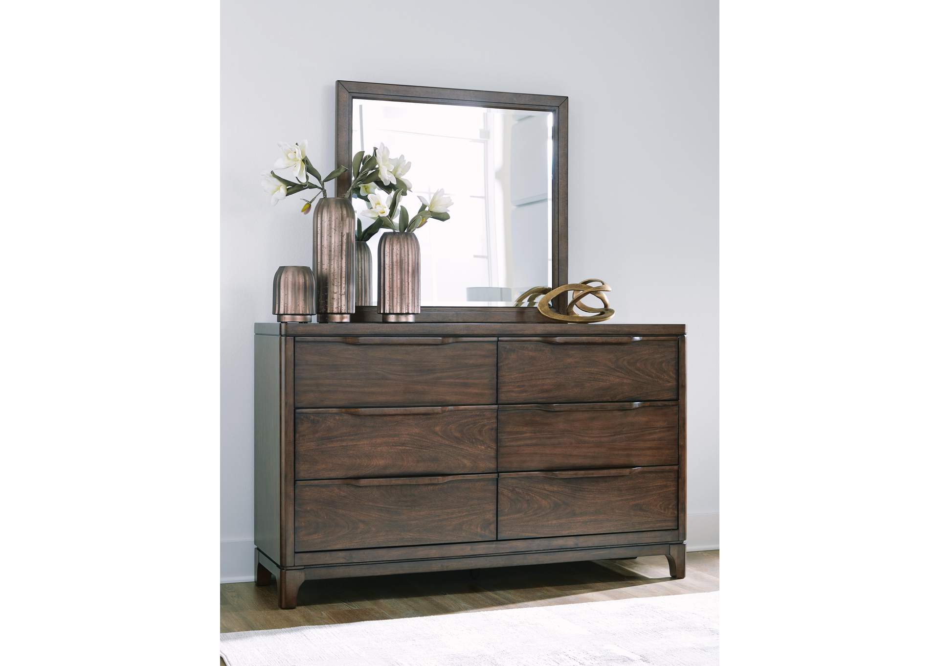Korestone Dresser and Mirror image 10