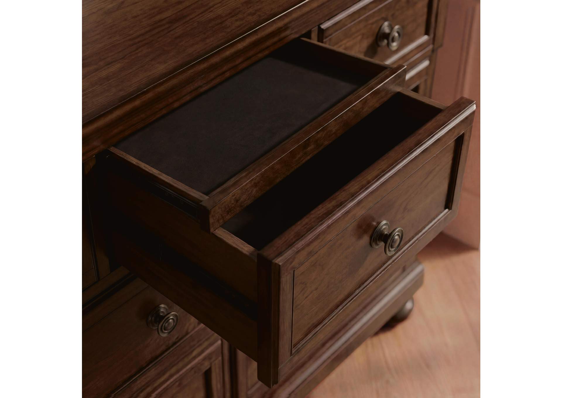 Porter Dresser image 3