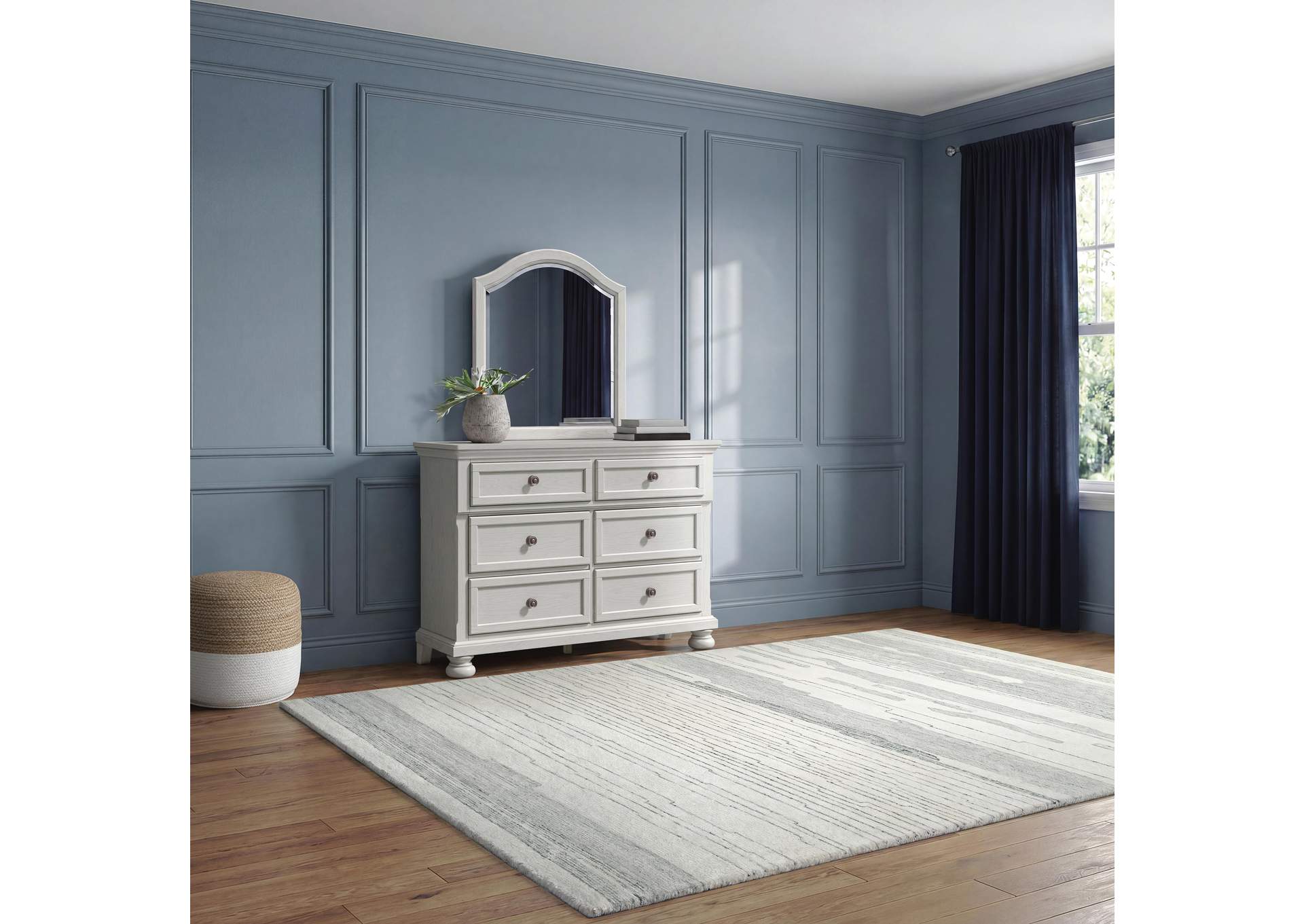 Robbinsdale Dresser image 4