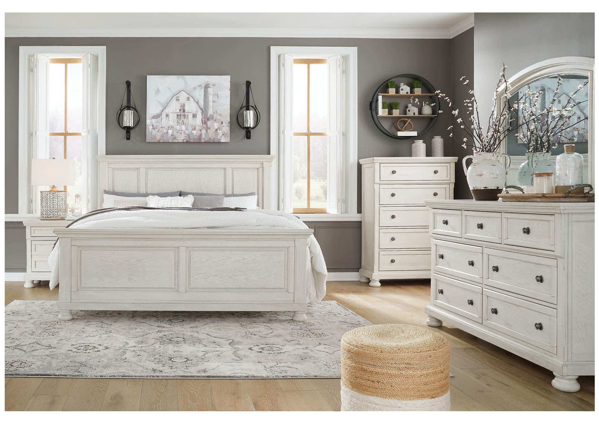 Robbinsdale Queen Panel Bed image 6