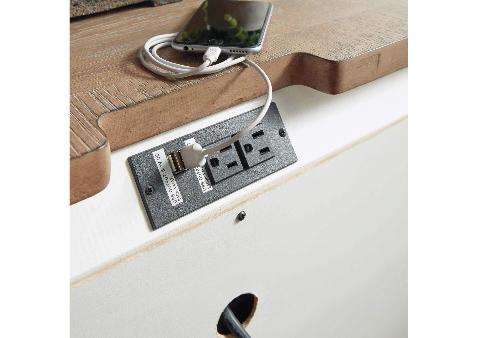 Realyn Nightstand image 7