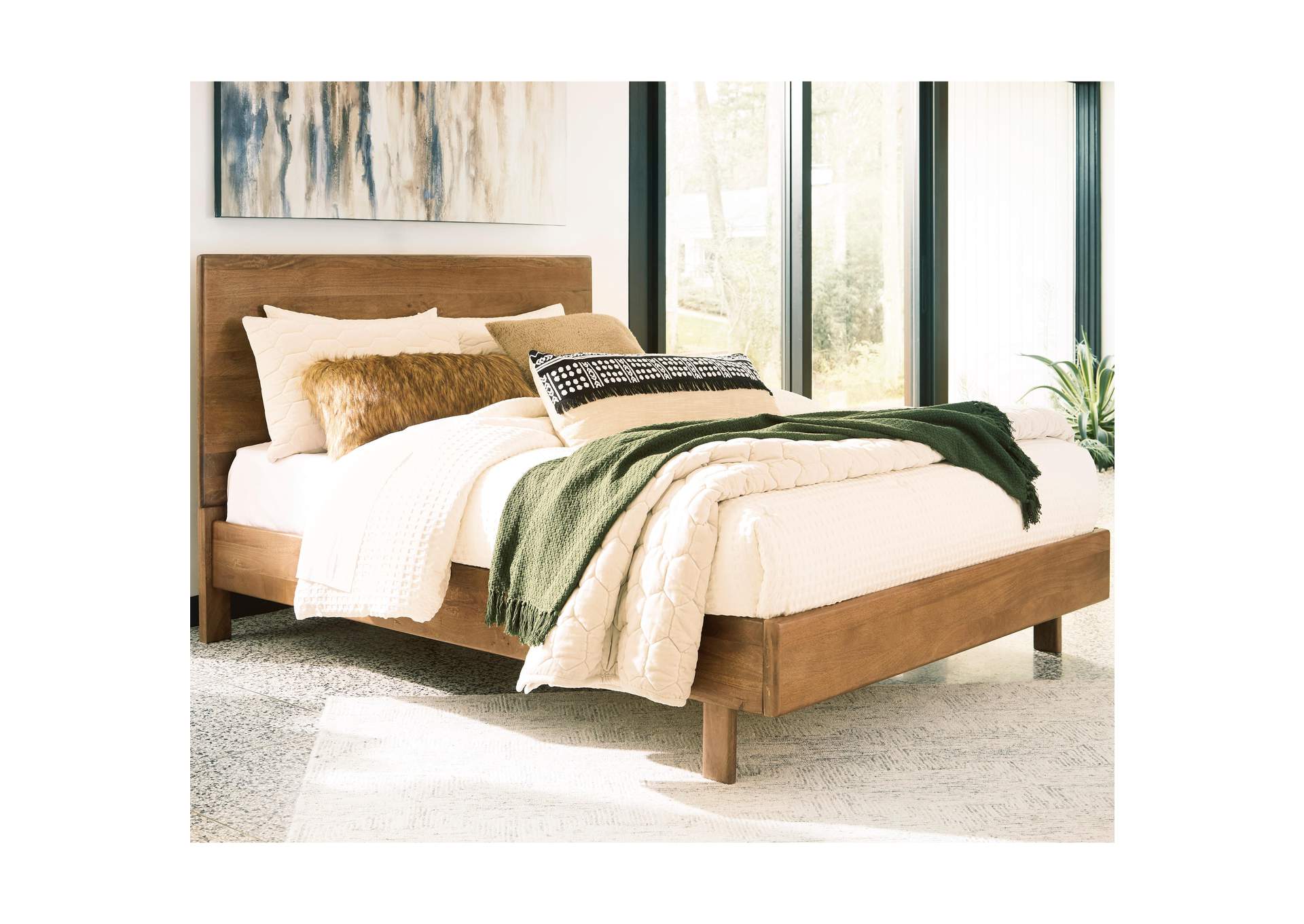 Isanti Queen Panel Bed image 3
