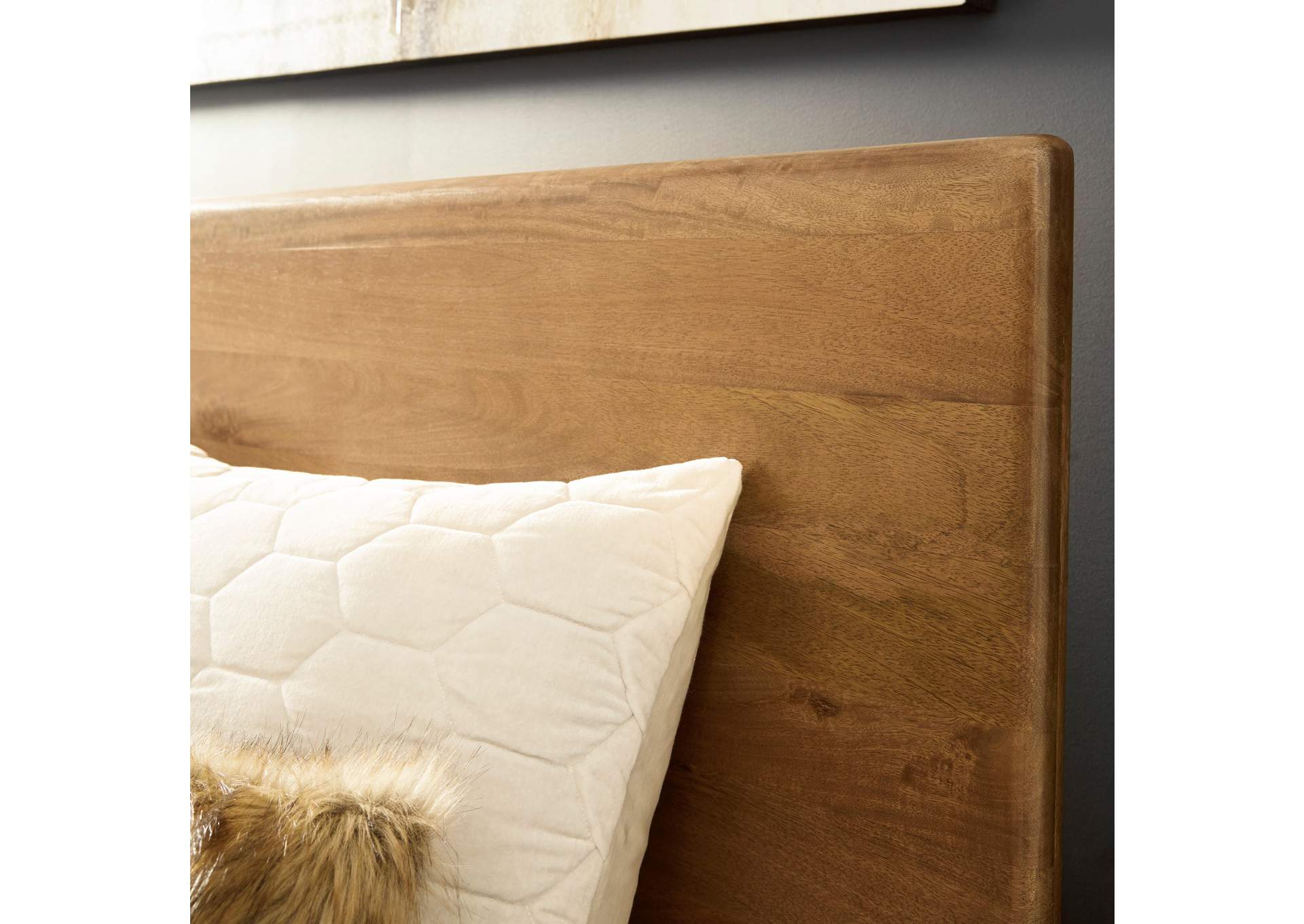 Isanti Queen Panel Bed image 6
