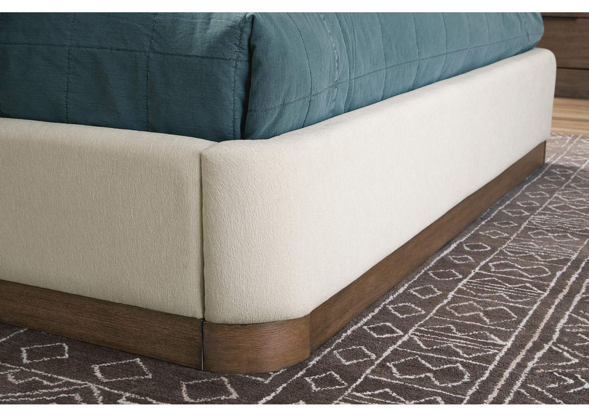 Hennington King Upholstered Bed image 9