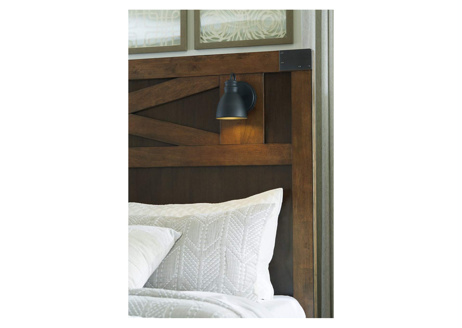 Wyattfield King Panel Bed with Storage image 7