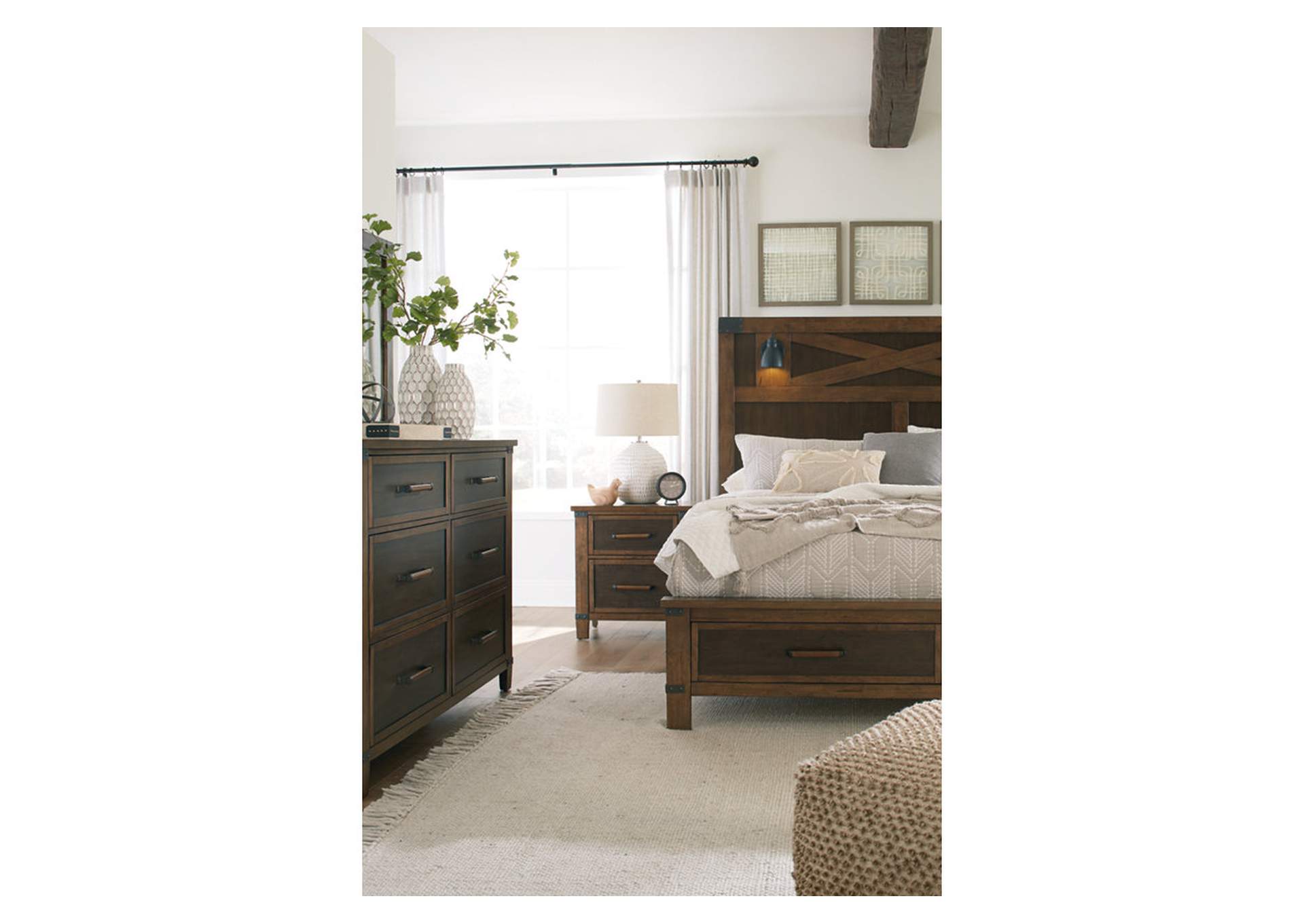 Wyattfield King Panel Bed with Storage image 6