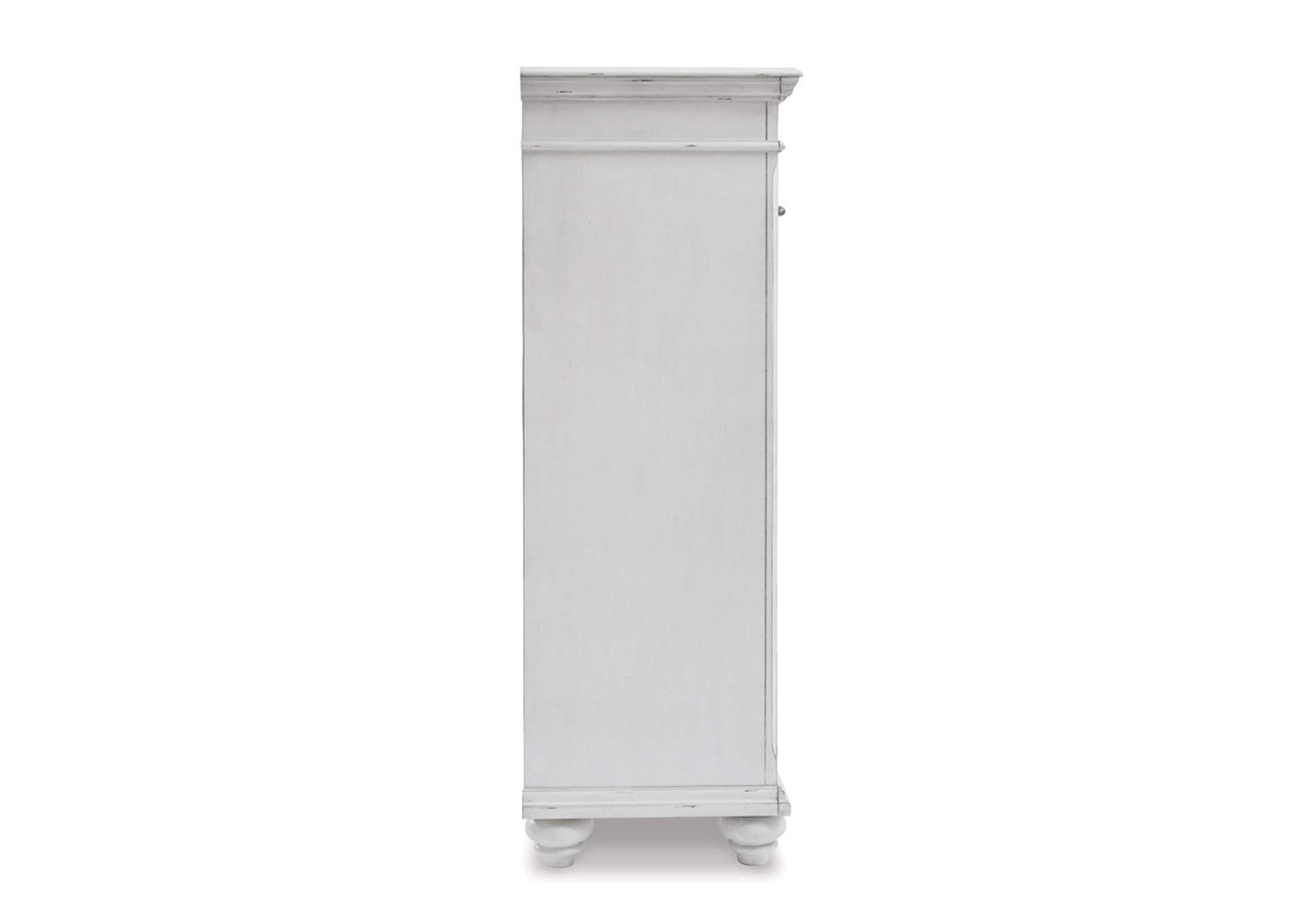 Kanwyn Chest of Drawers image 6