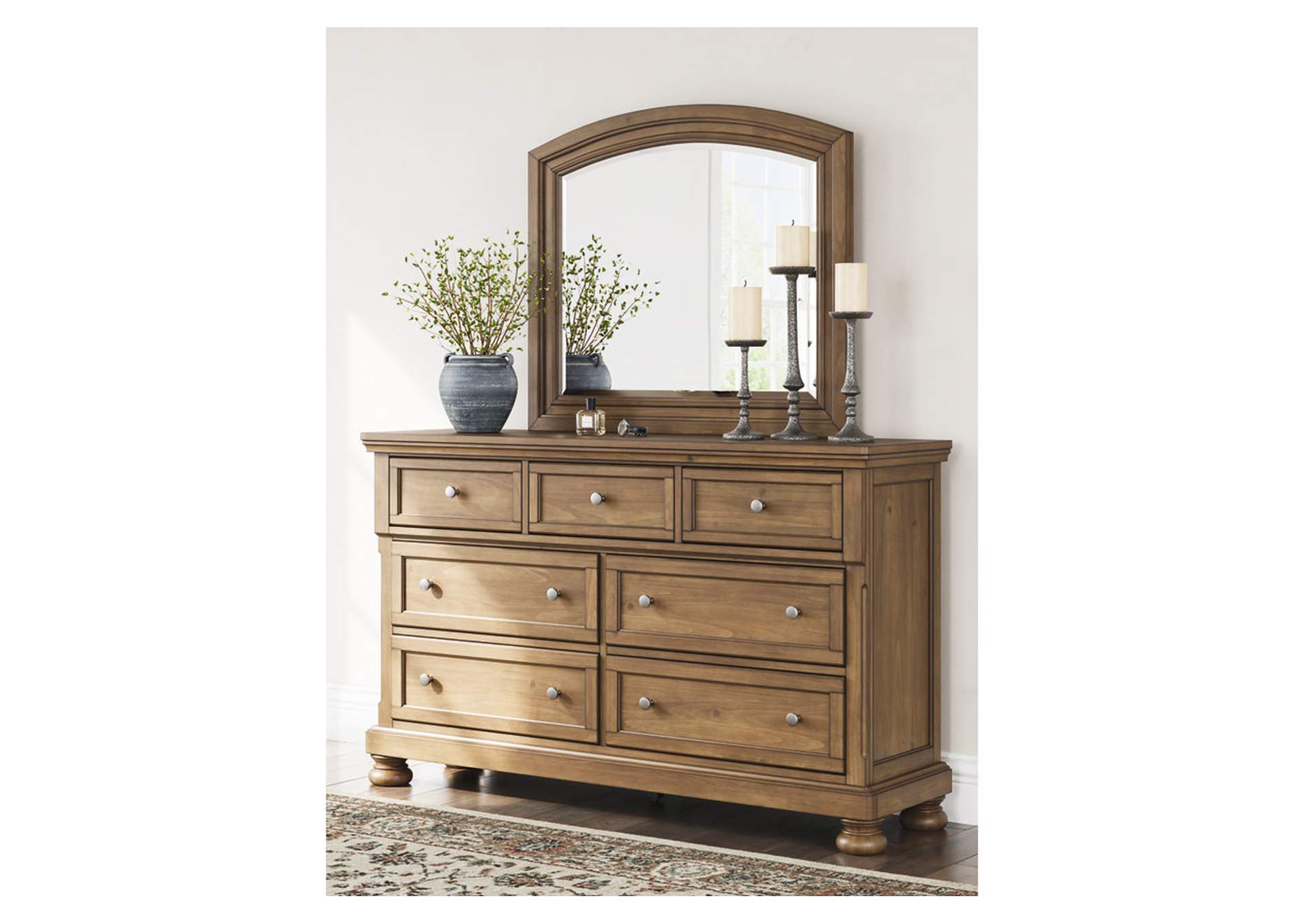 Vandenmore Queen Panel Bed with Mirrored Dresser and Chest image 5