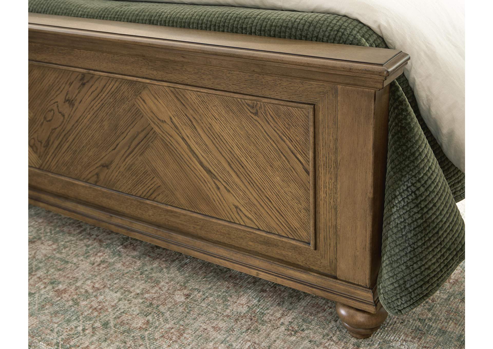 Karallin King Panel Bed image 9