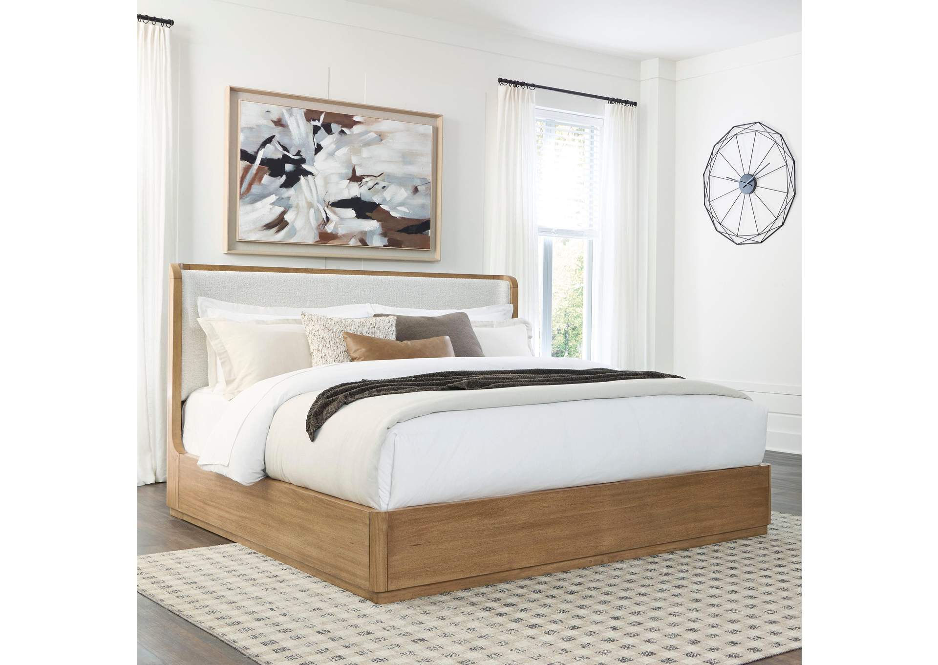 Pamaria King Upholstered Bed image 8