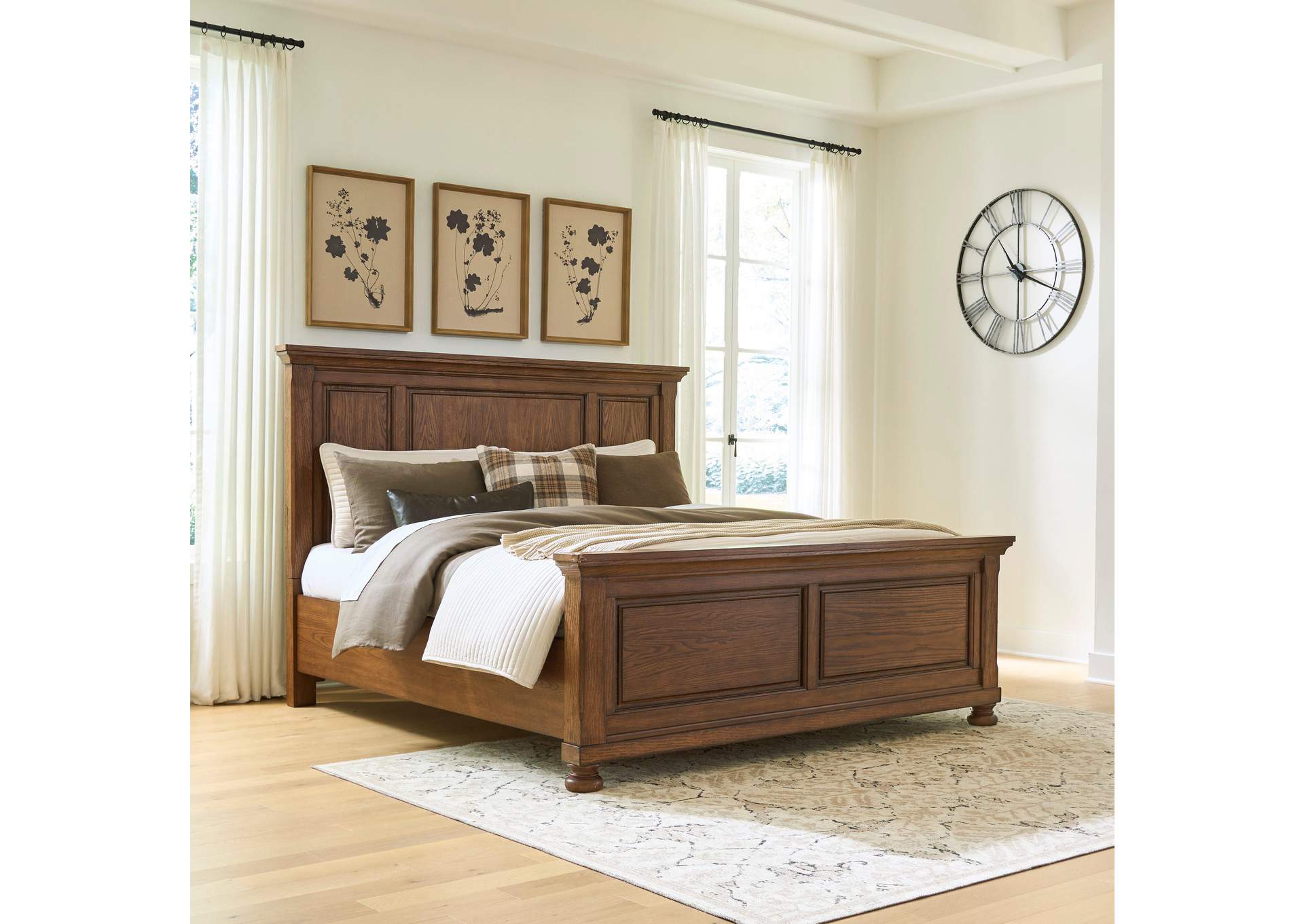 Zackaryn King Panel Bed image 7