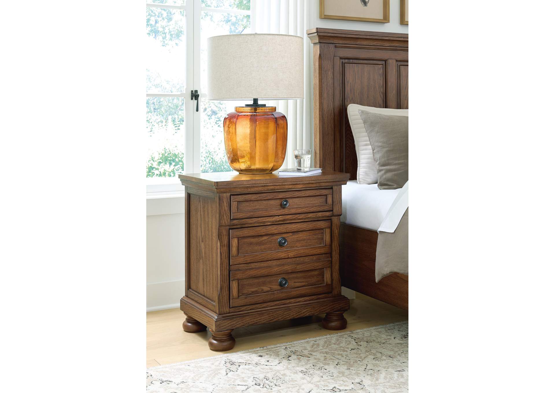 Zackaryn Nightstand image 2