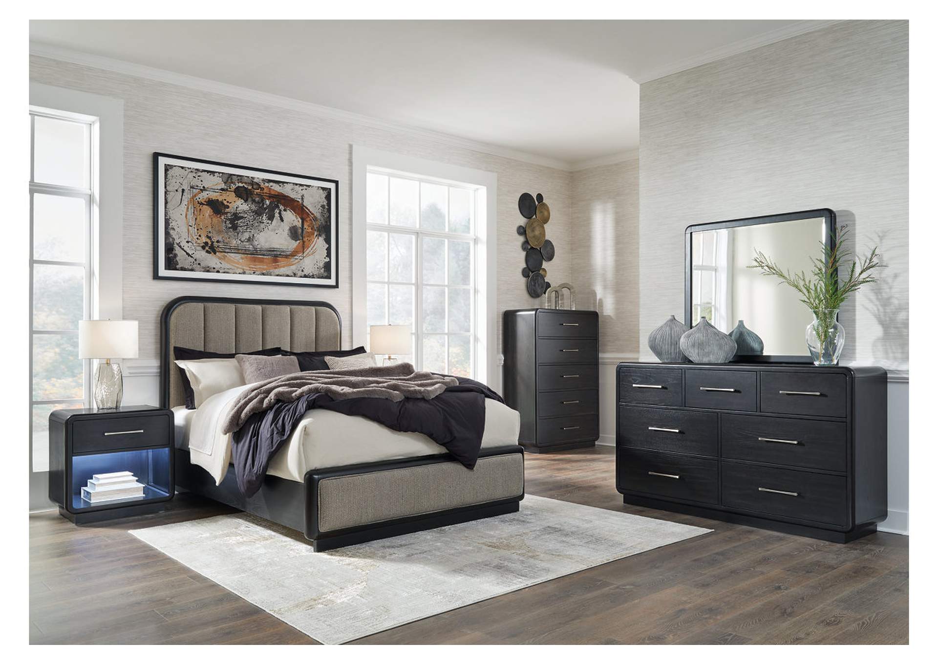 Rowanbeck Queen Upholstered Panel Bed image 10