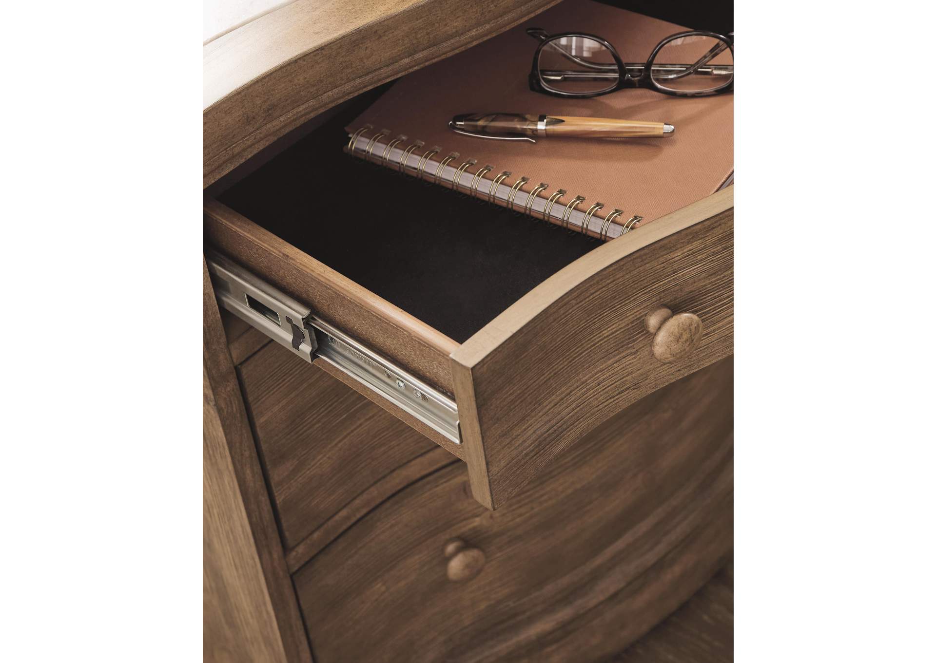 Ella Grove Chest of Drawers image 5