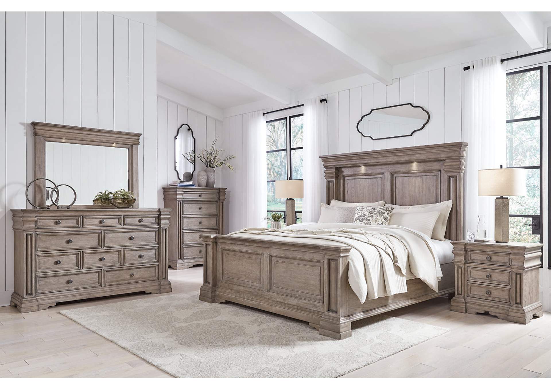 Blairhurst Dresser and Mirror image 9