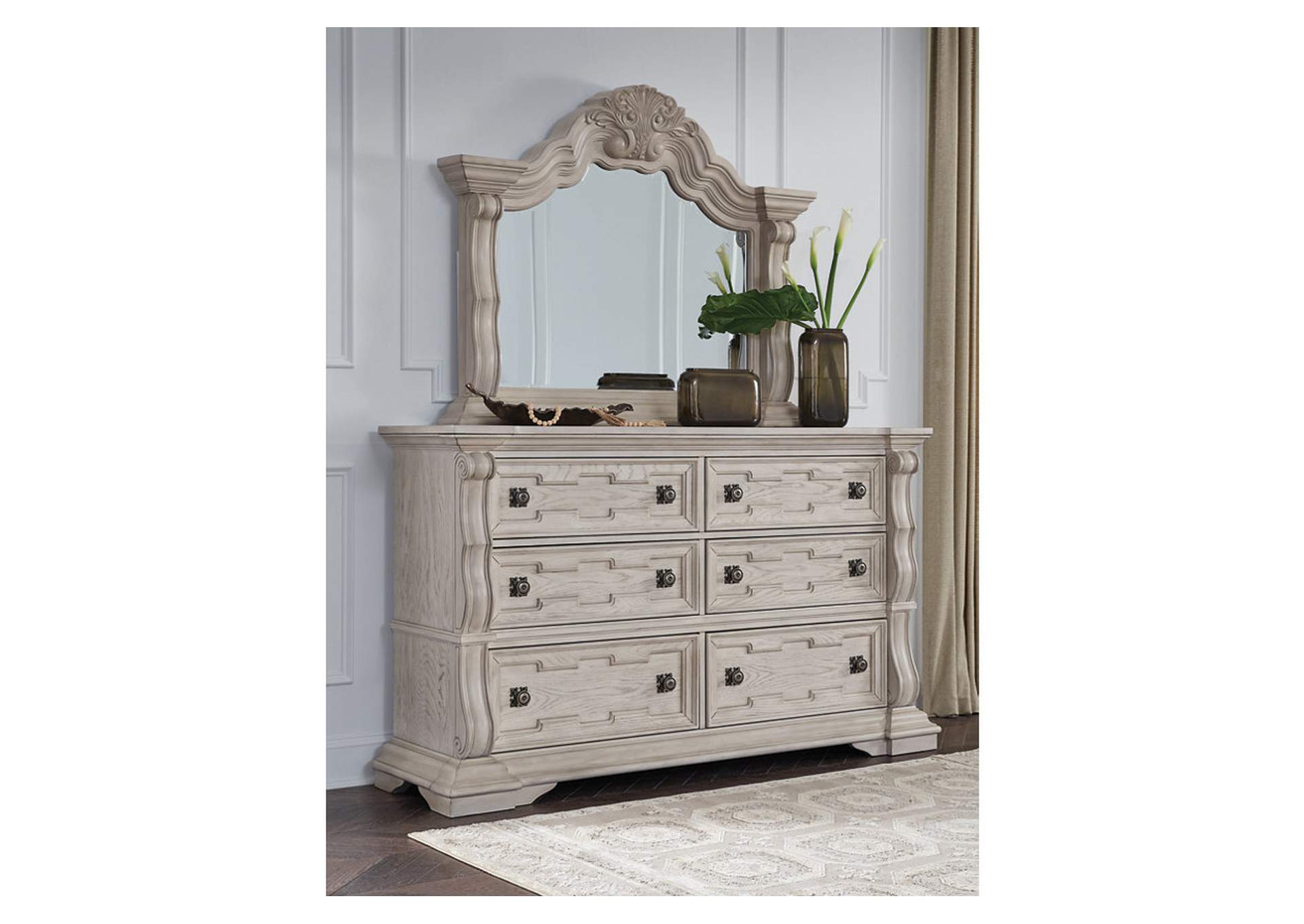 Bruchandi Dresser and Mirror image 2